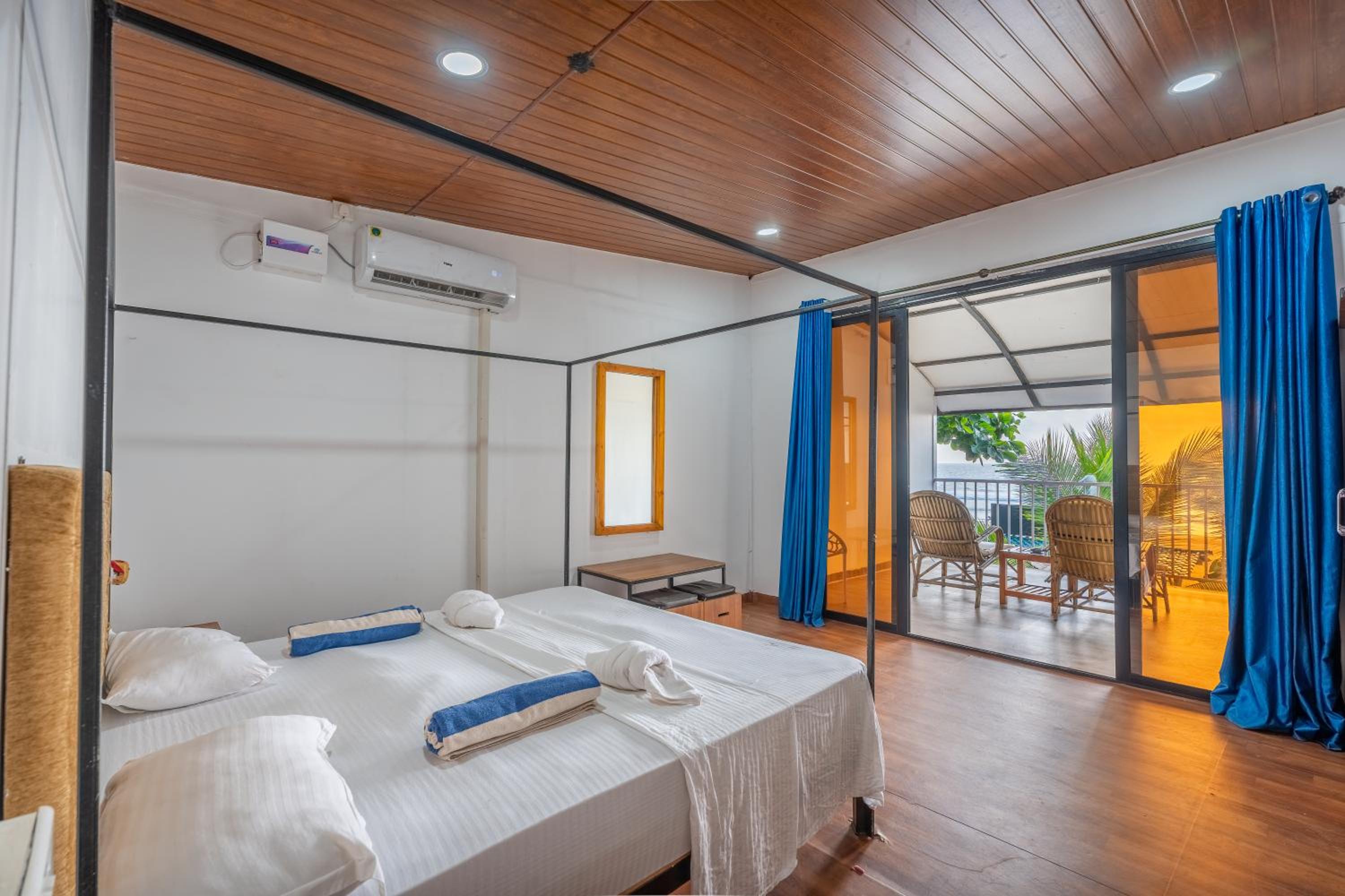 Elevated Bungalow with Sea View - 5% discount on restaurant photo 1