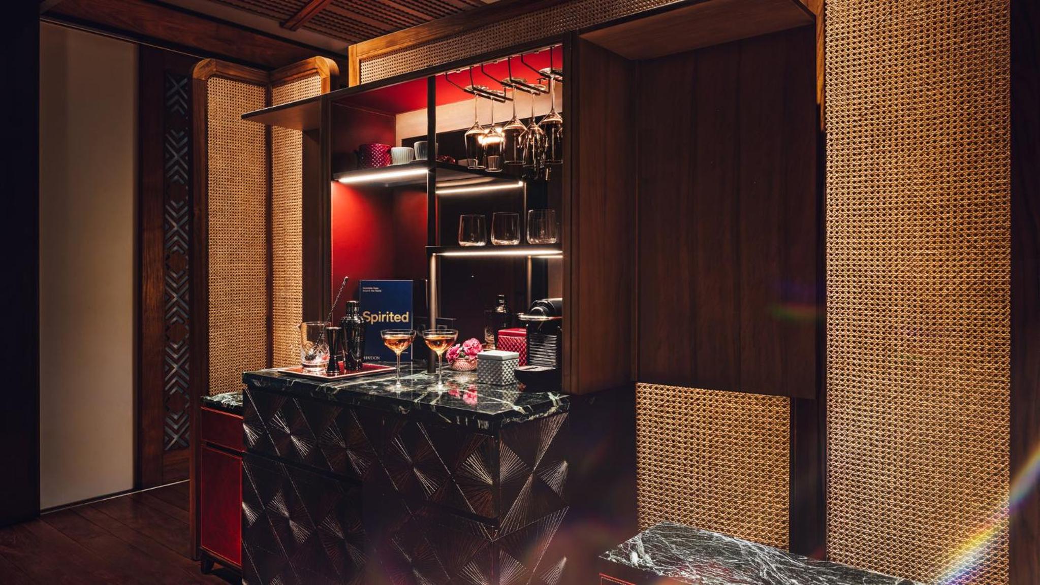One-Bedroom King Suite - High Floor