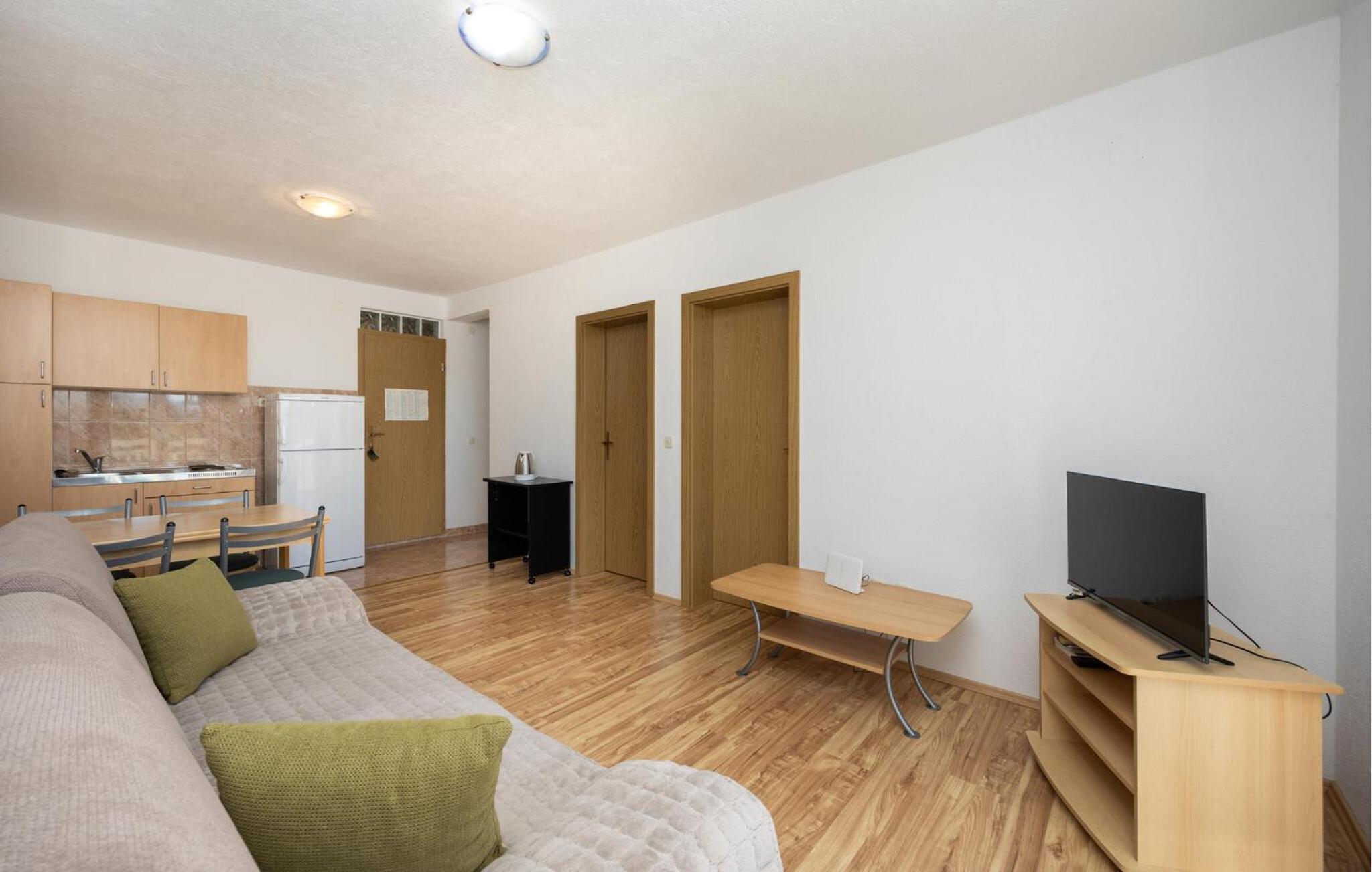 Two-Bedroom Apartment photo 2