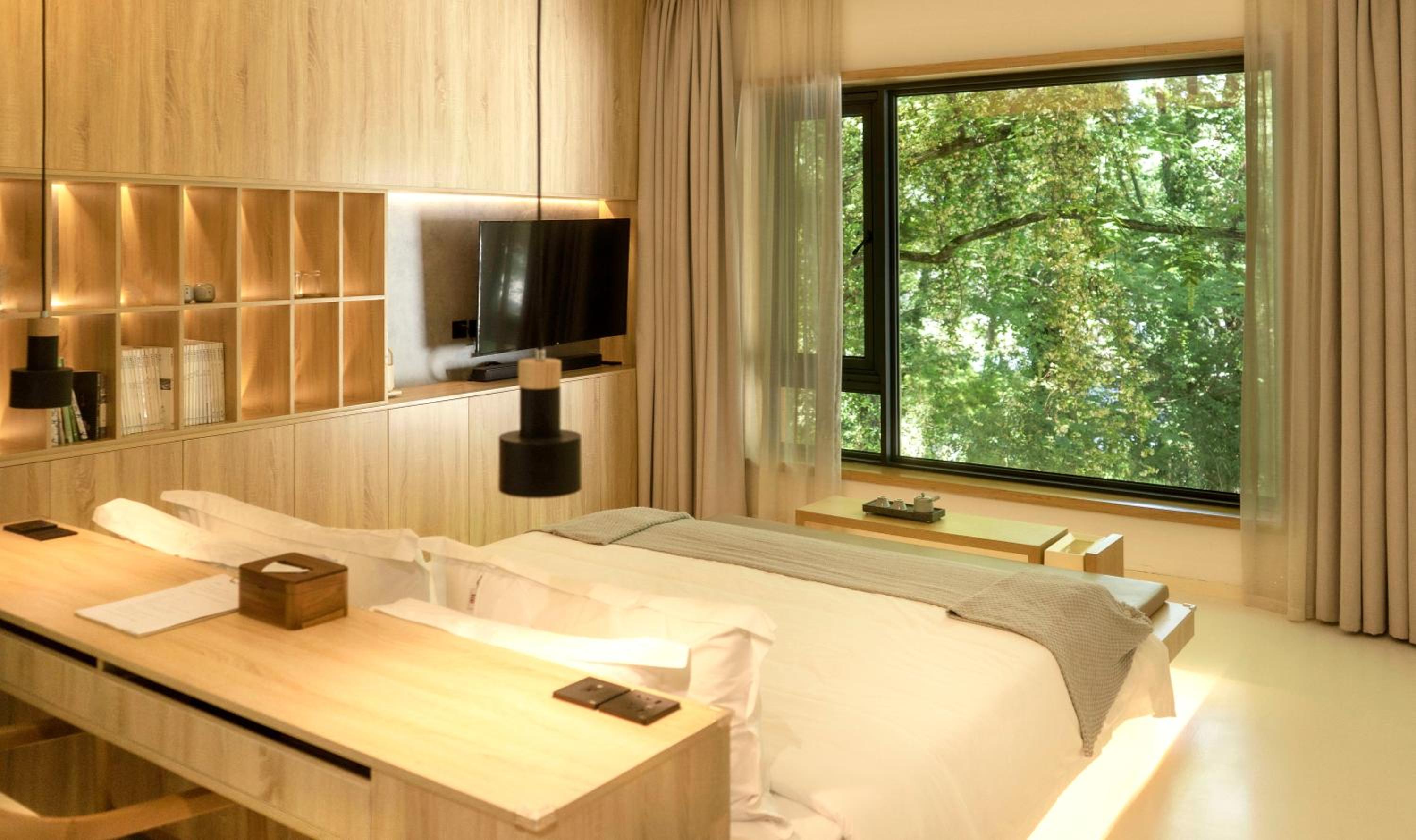 Deluxe Queen Room photo 1