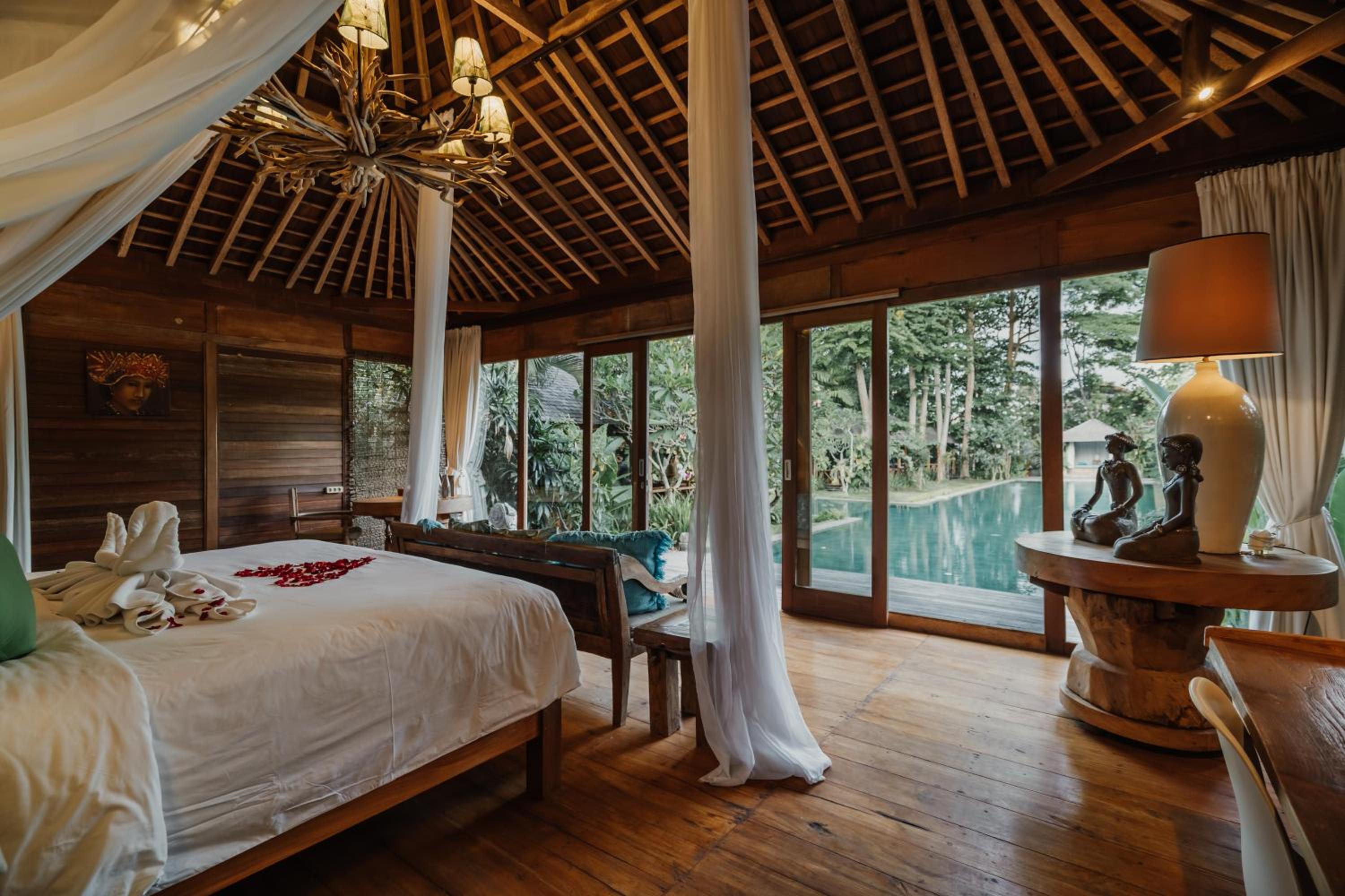 Suite with Pool View