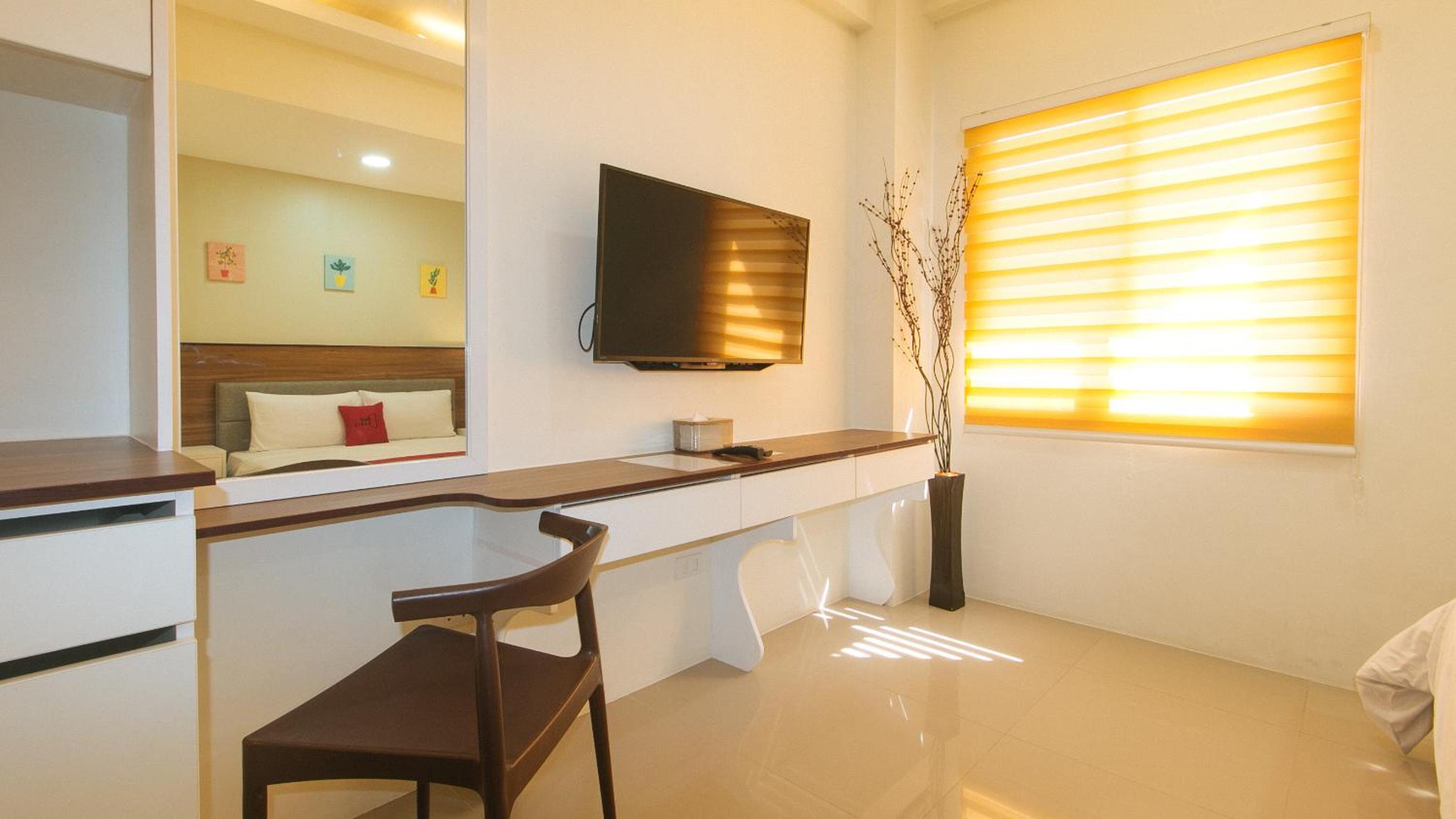 Deluxe Room - Photo 2