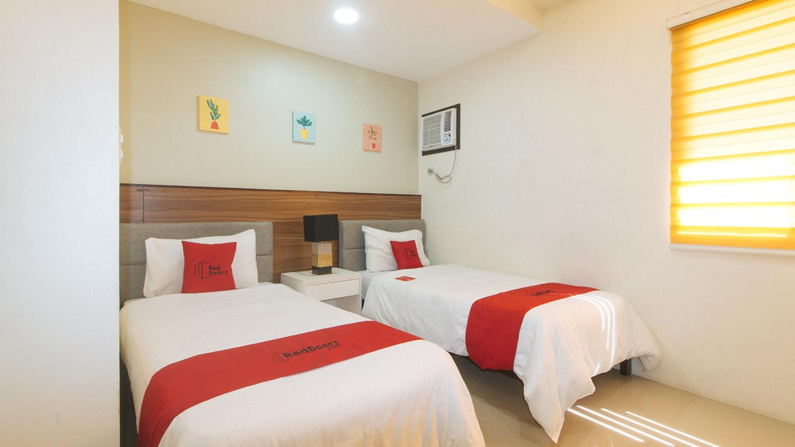 Twin Room - Photo 7