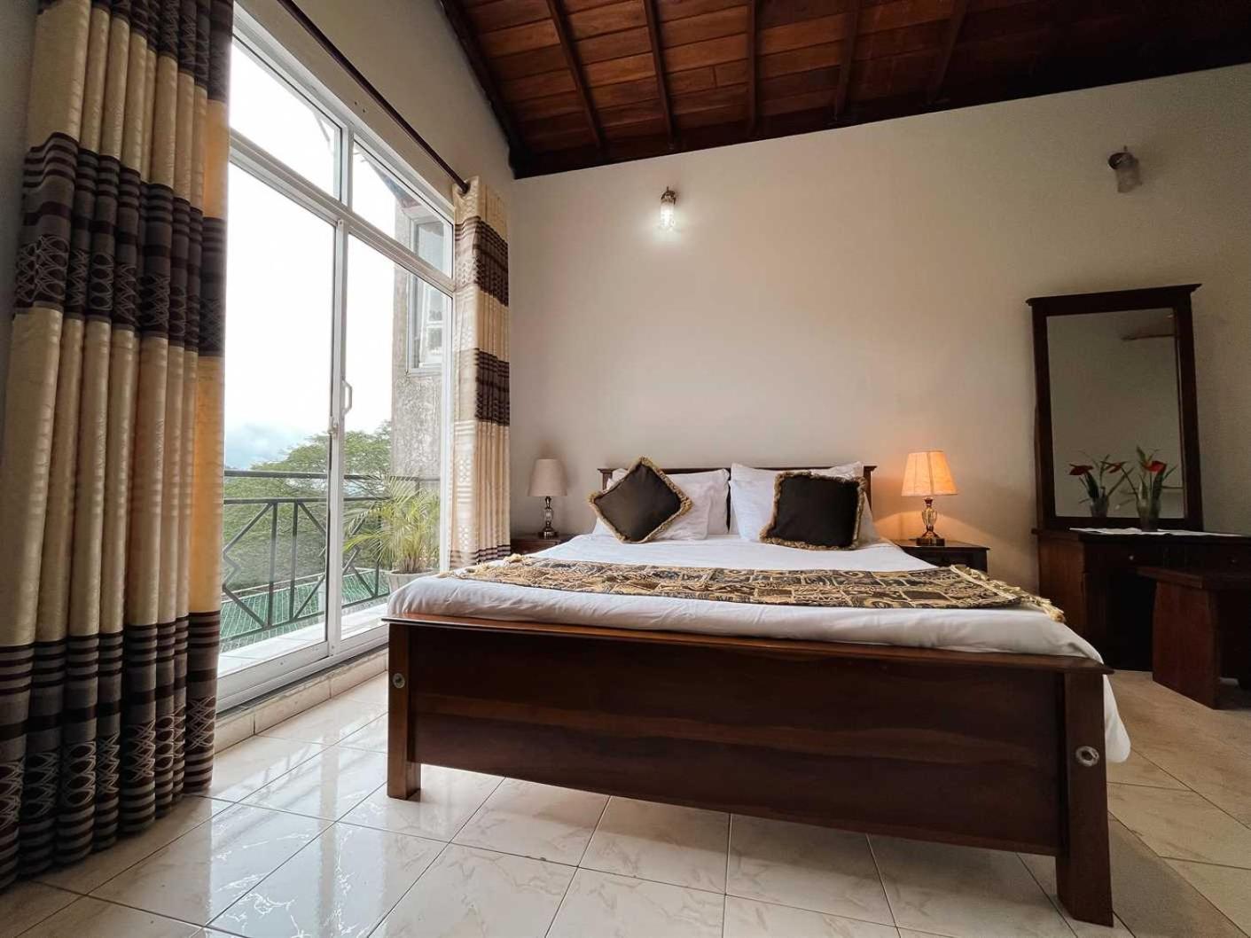 Double Room With Balcony
