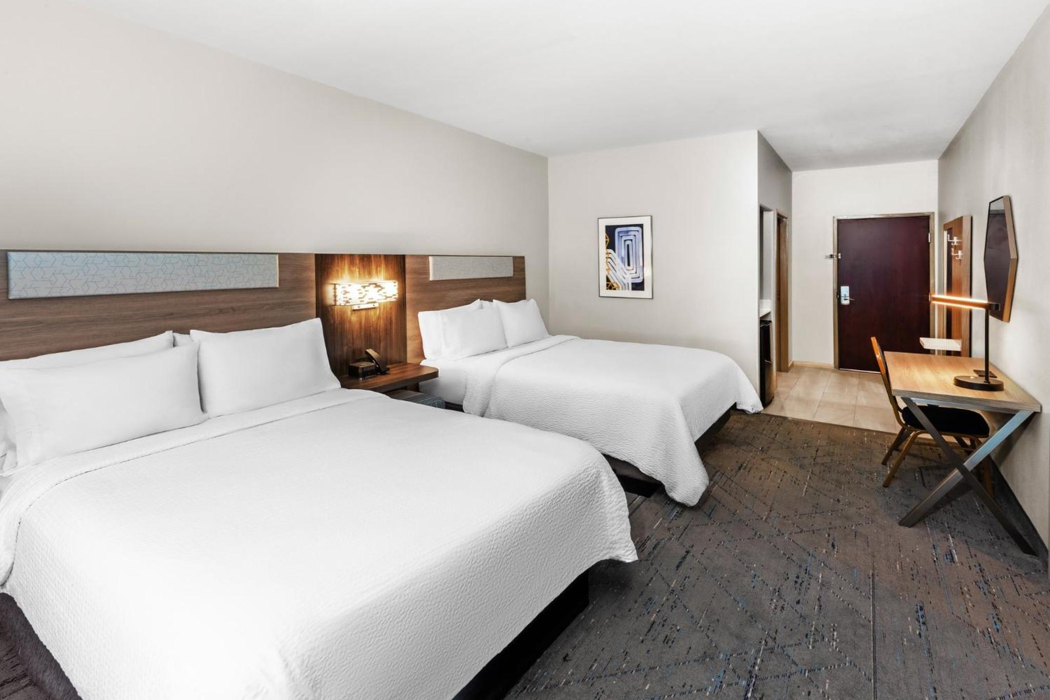 Executive Twin Room - Photo 6