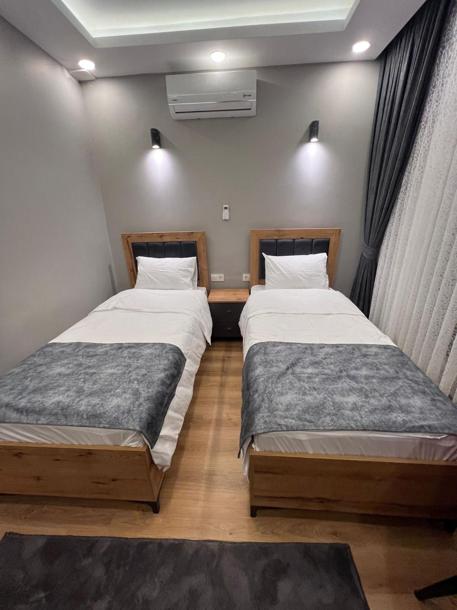Economy Twin Room photo 1