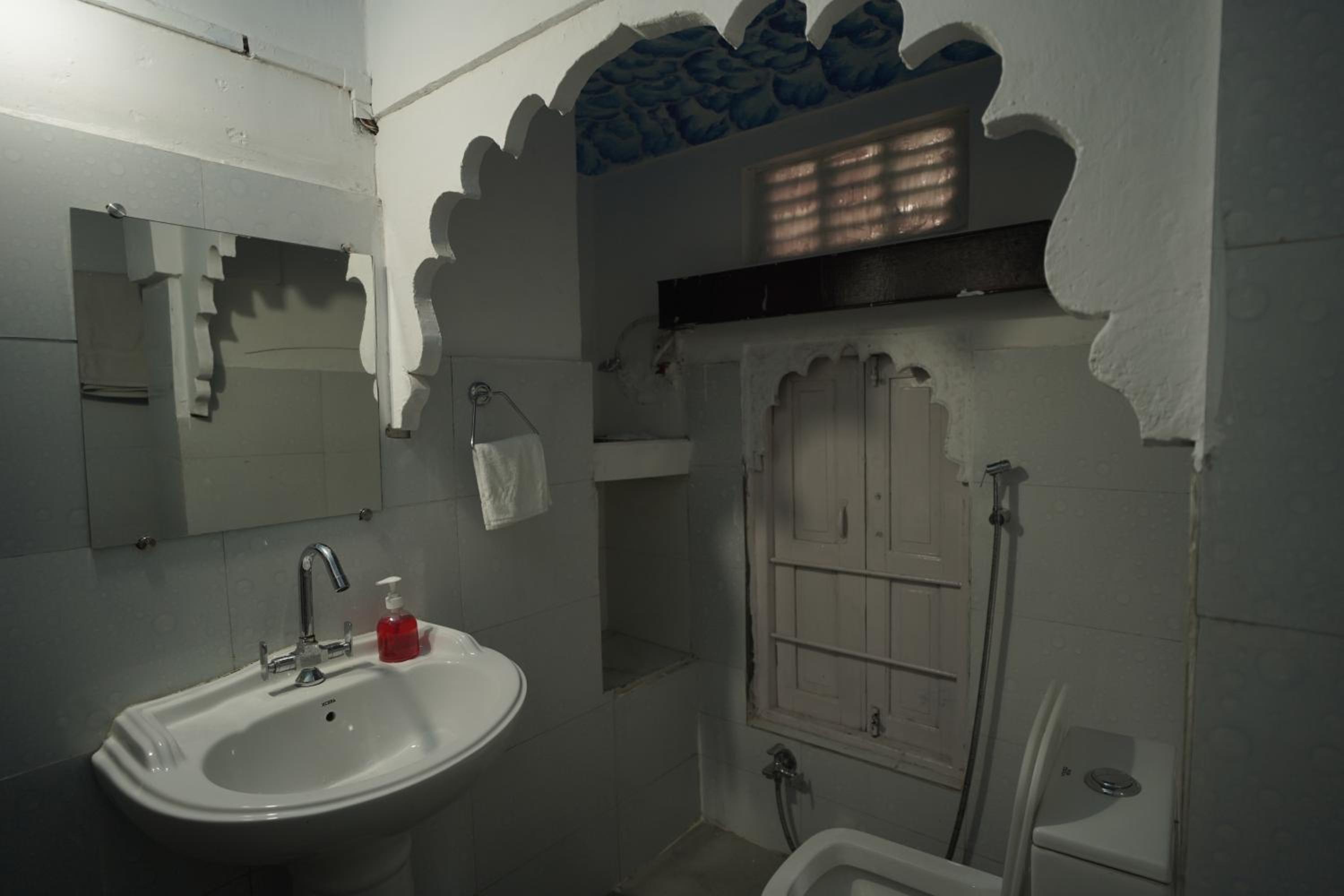 Superior Double Room - Photo 10
