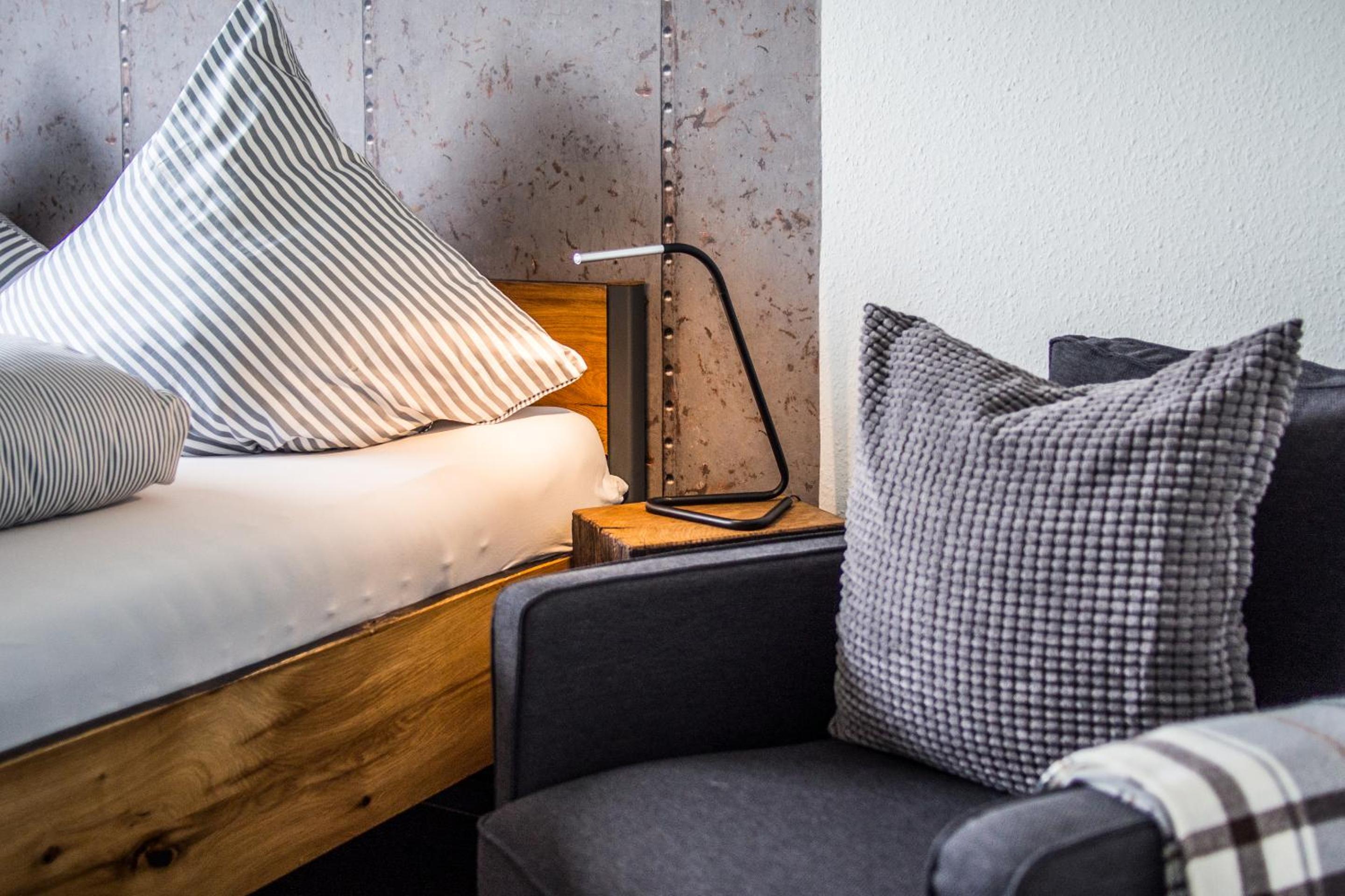Standard Double Room - Photo 6