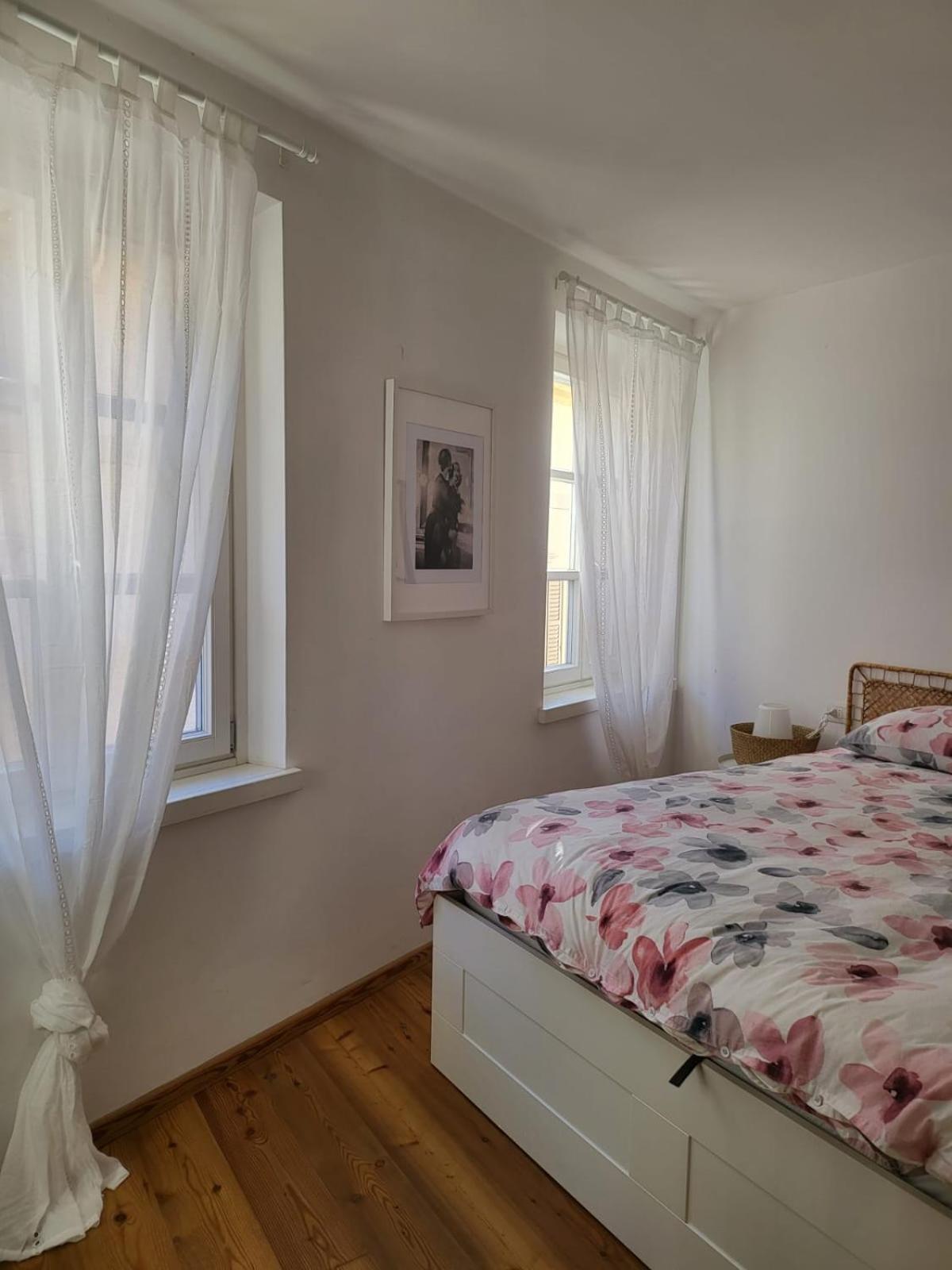 Three-Bedroom Deluxe Apartment photo 1