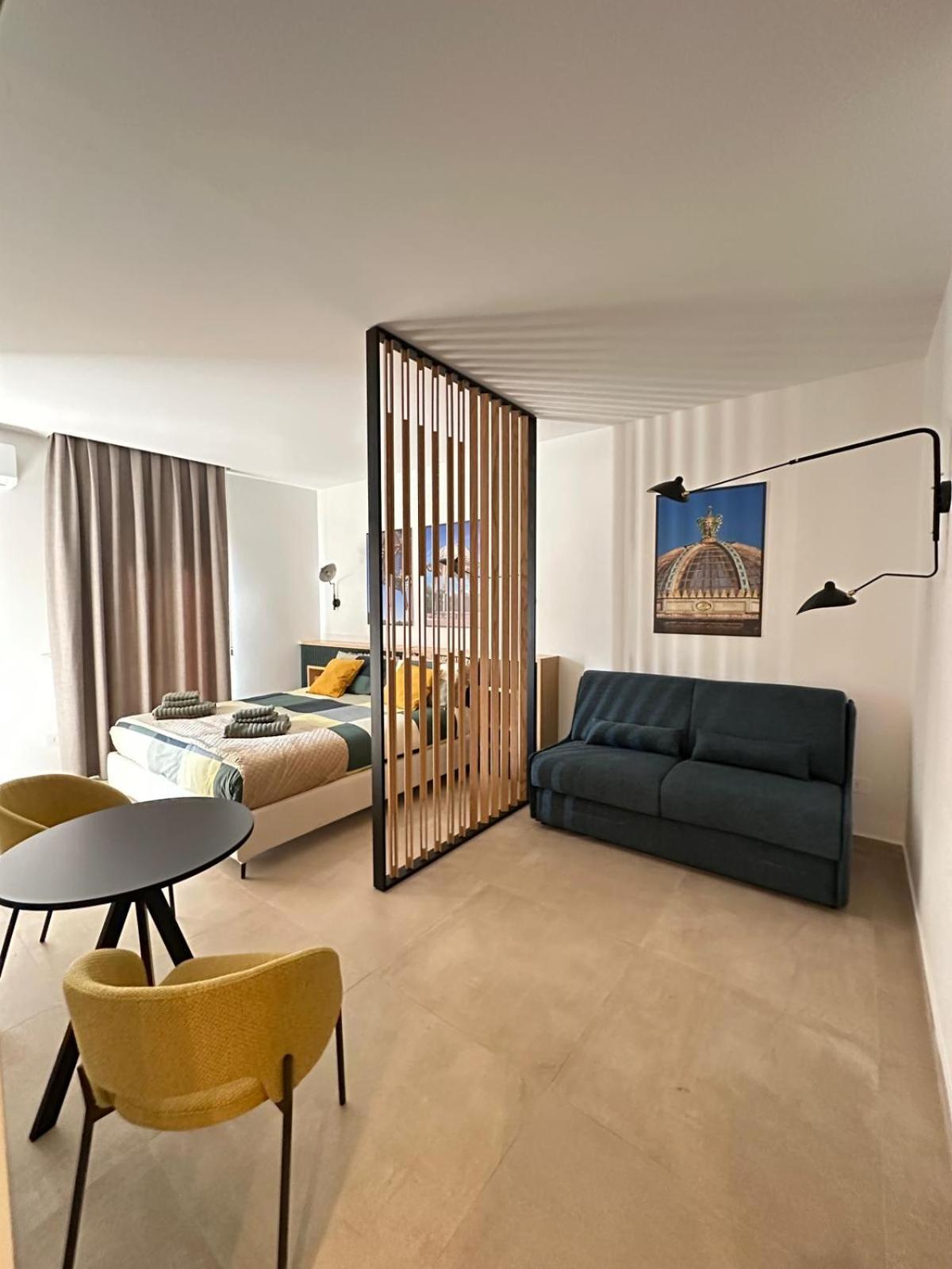 King Studio with Sofa Bed