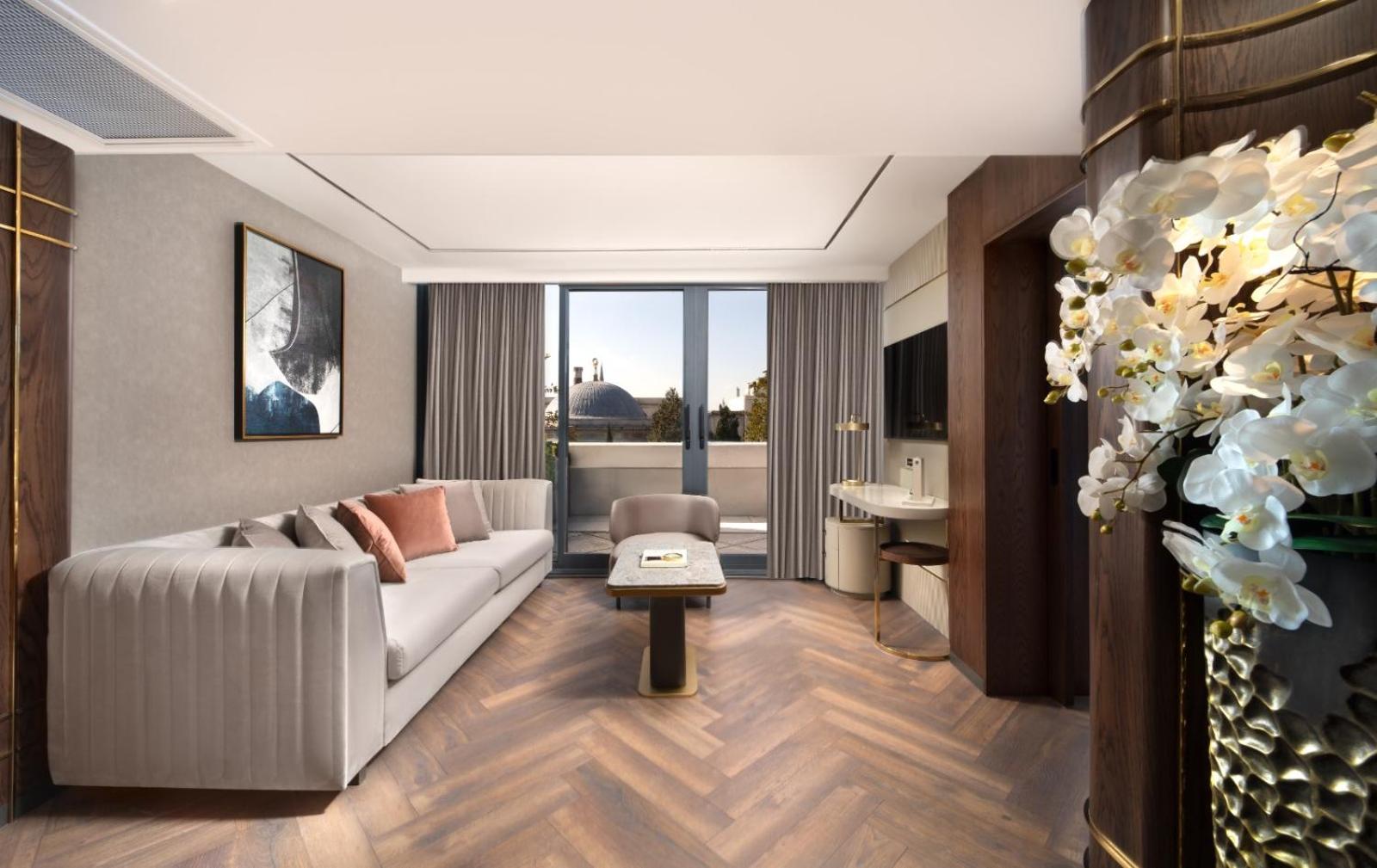 Presidential Suite photo 1