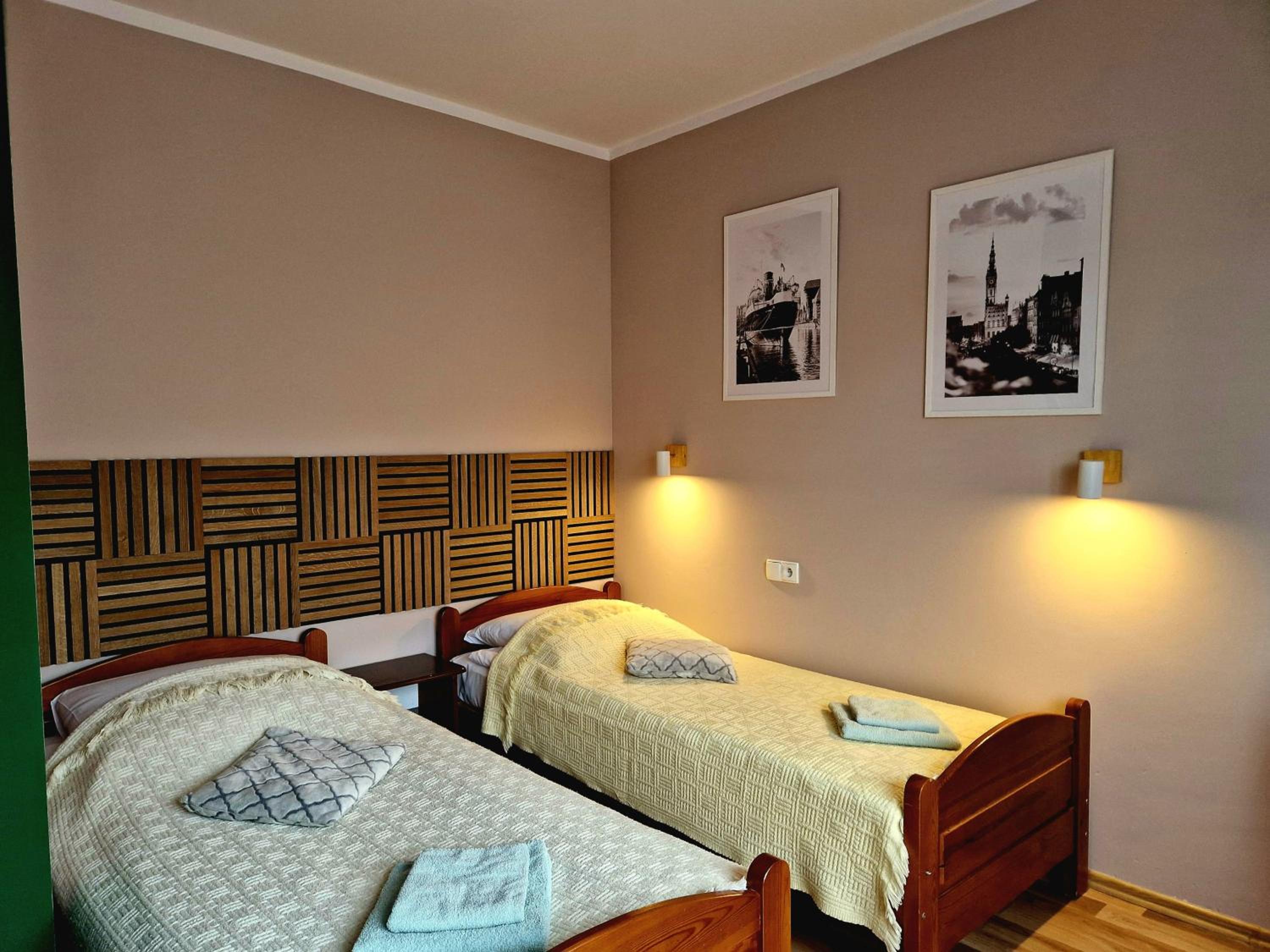 Double or Twin Room - Photo 17