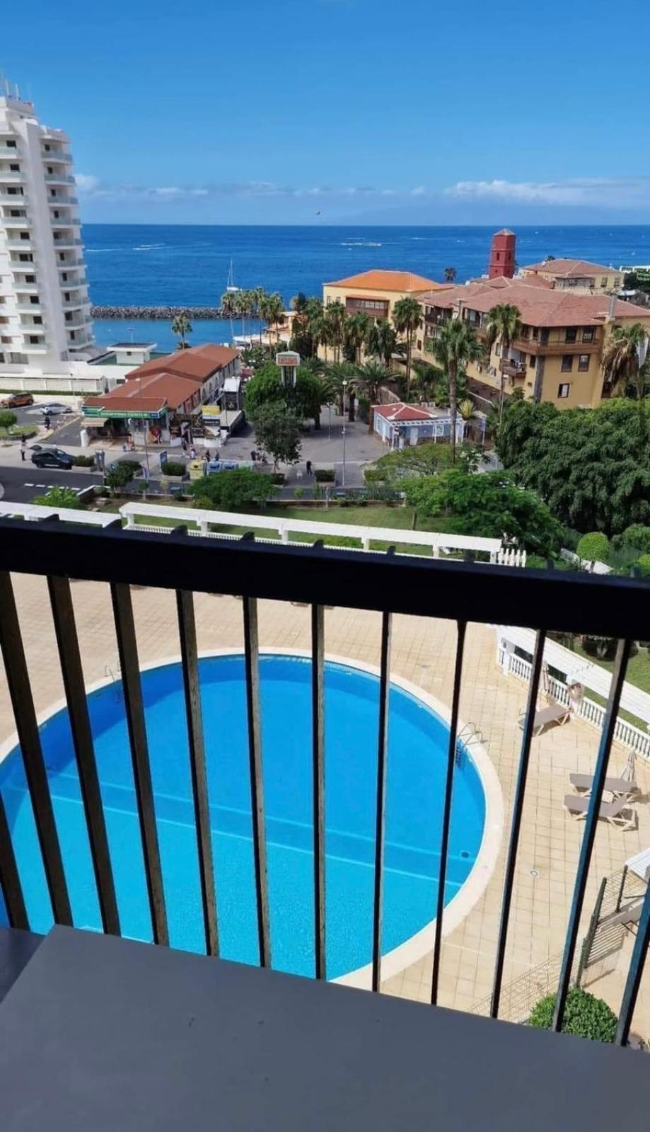 One-Bedroom Apartment With Sea View photo 2