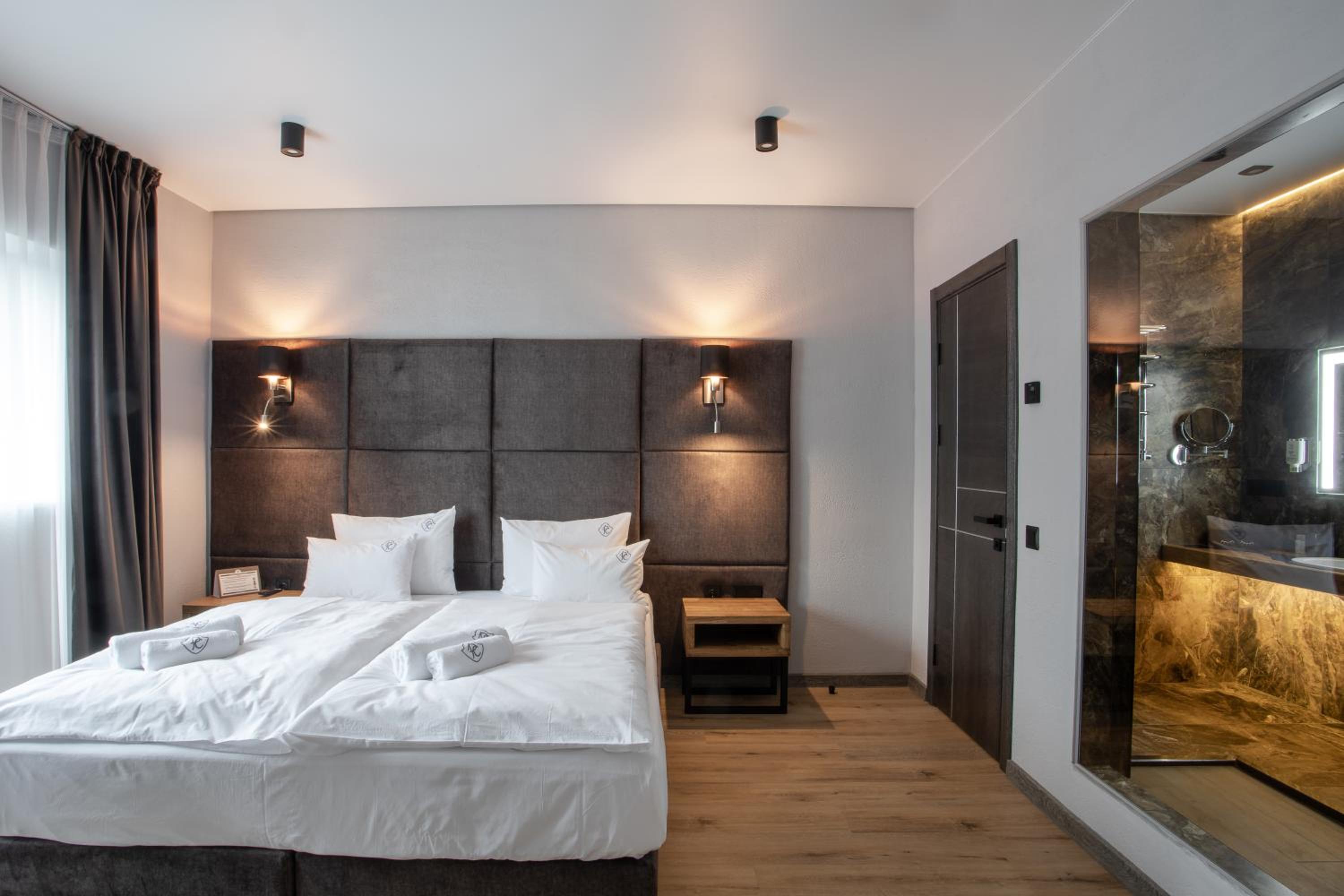 Suite with Balcony