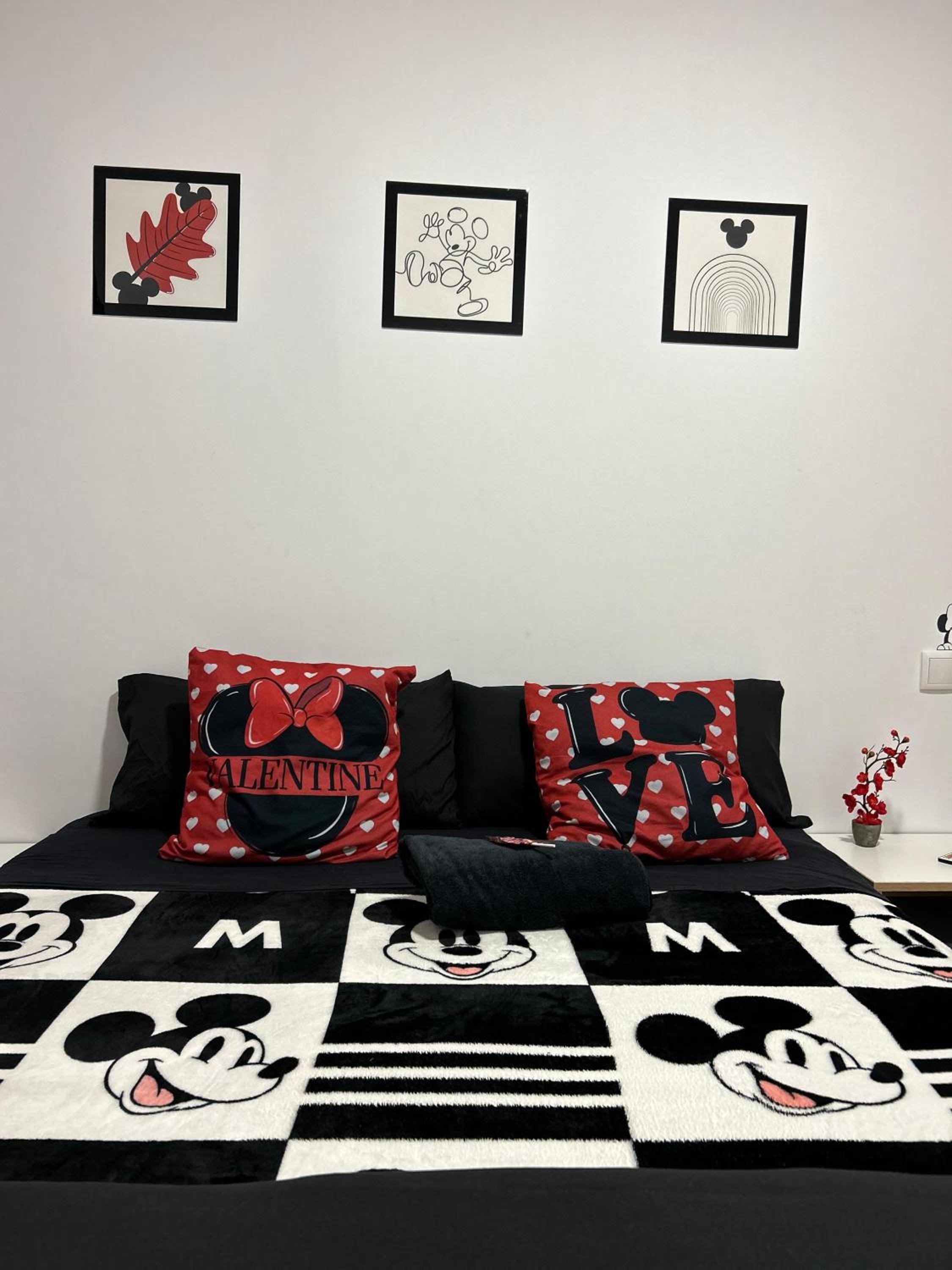 One-Bedroom House photo 3