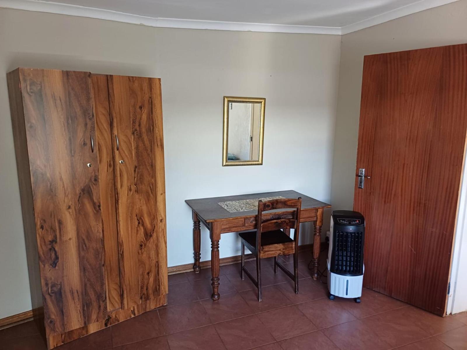 Two-Bedroom Apartment - Photo 3