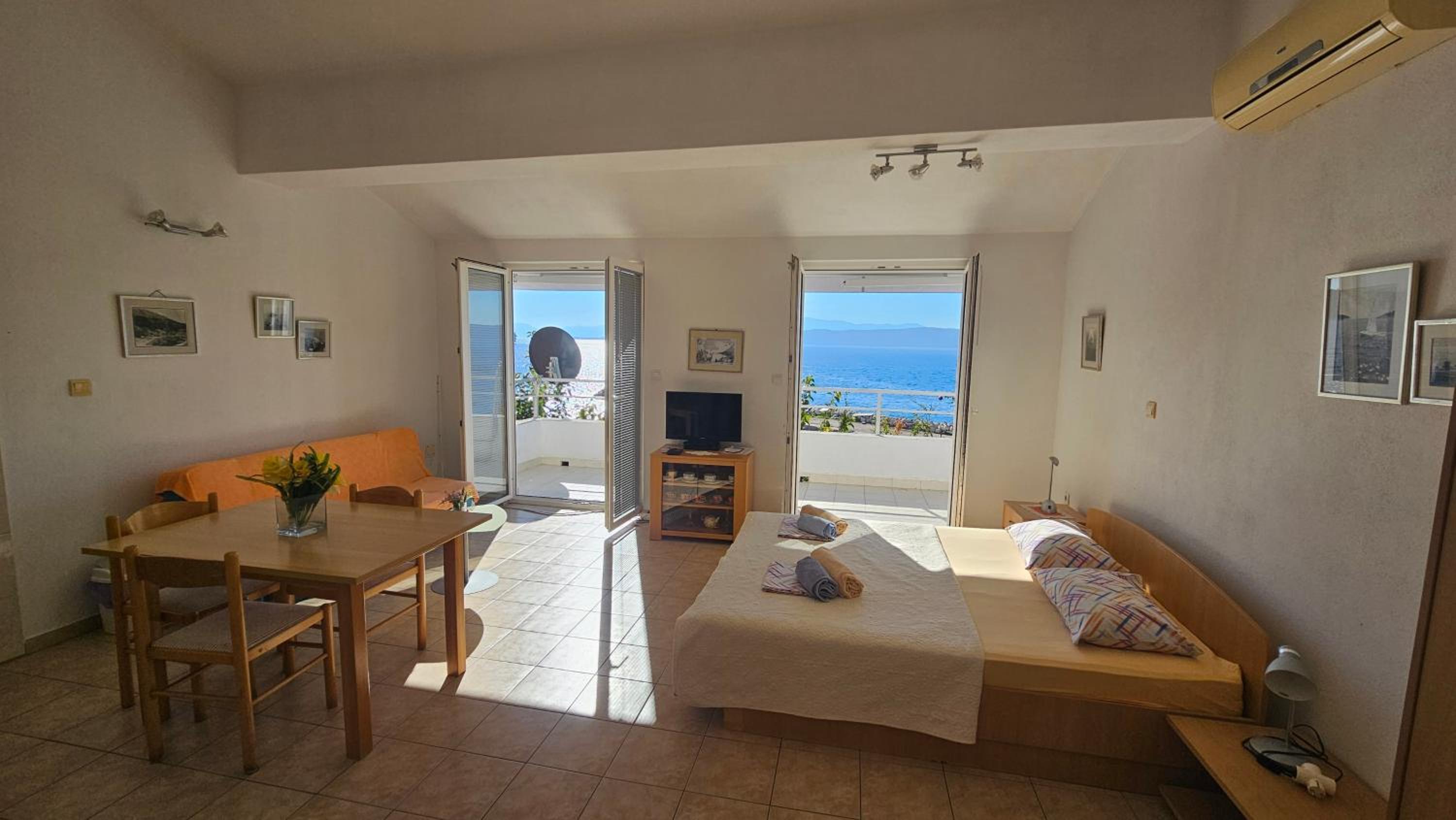 Studio With Sea View