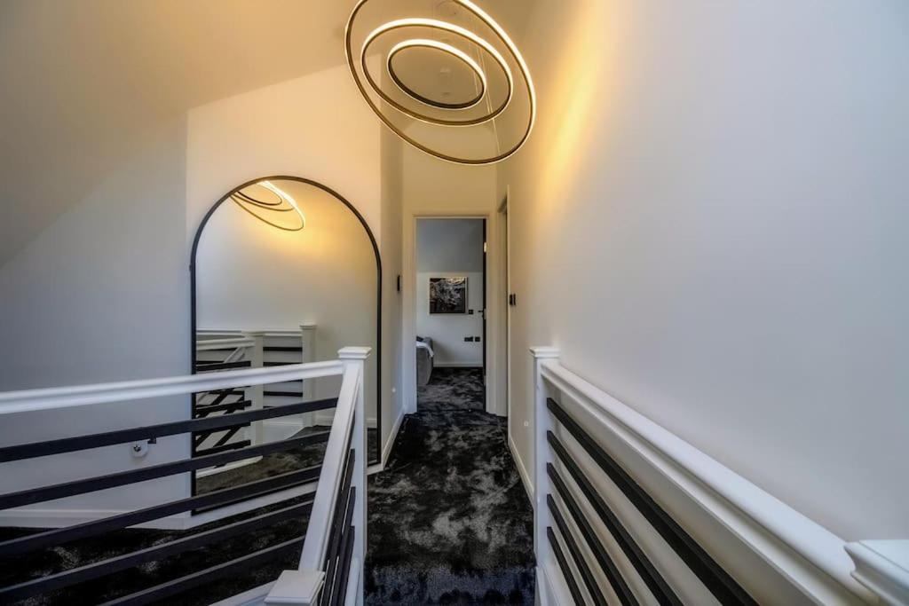 One-Bedroom House photo 2