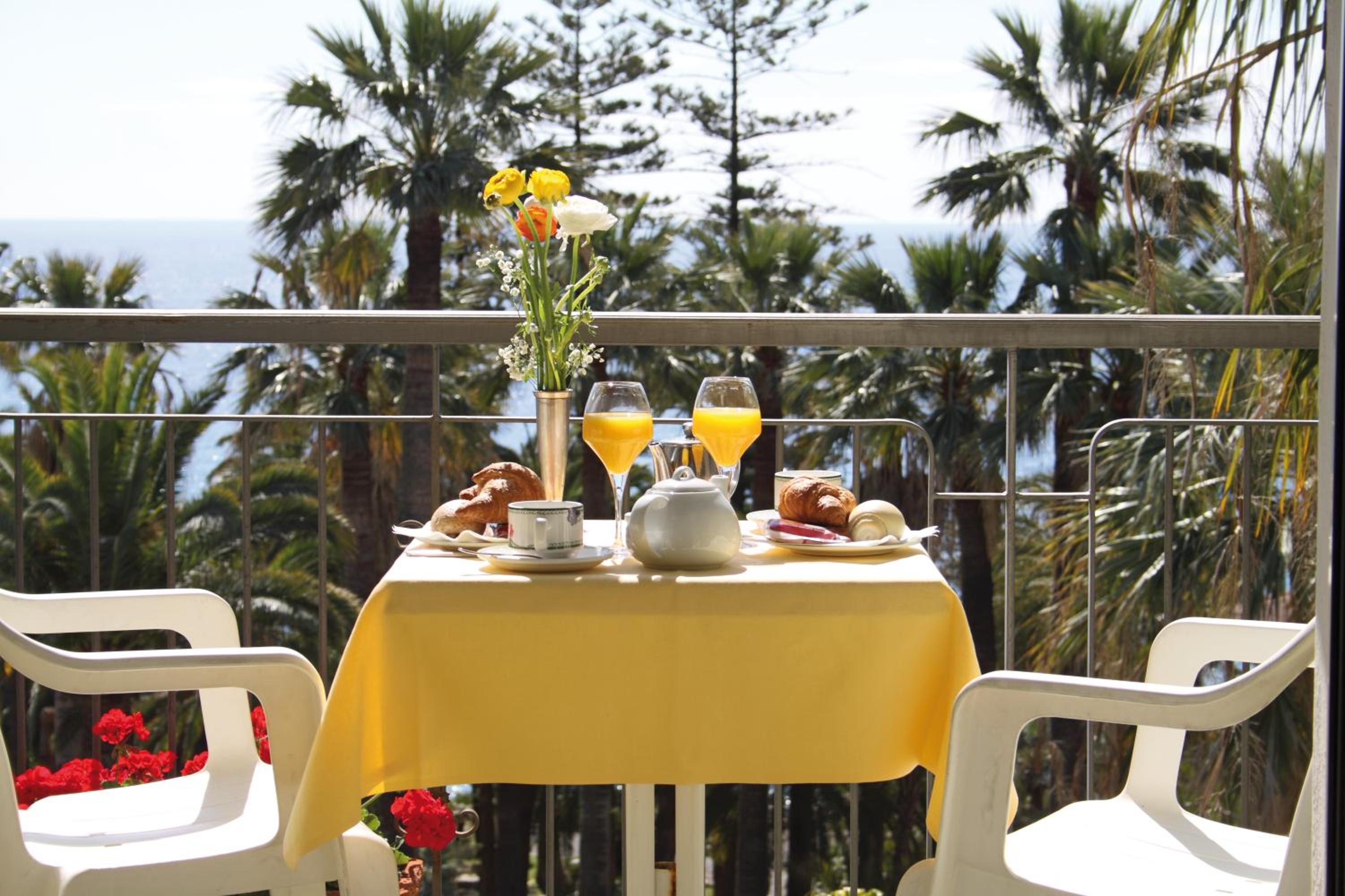Deluxe Double Room with Sea Side  - Photo 17