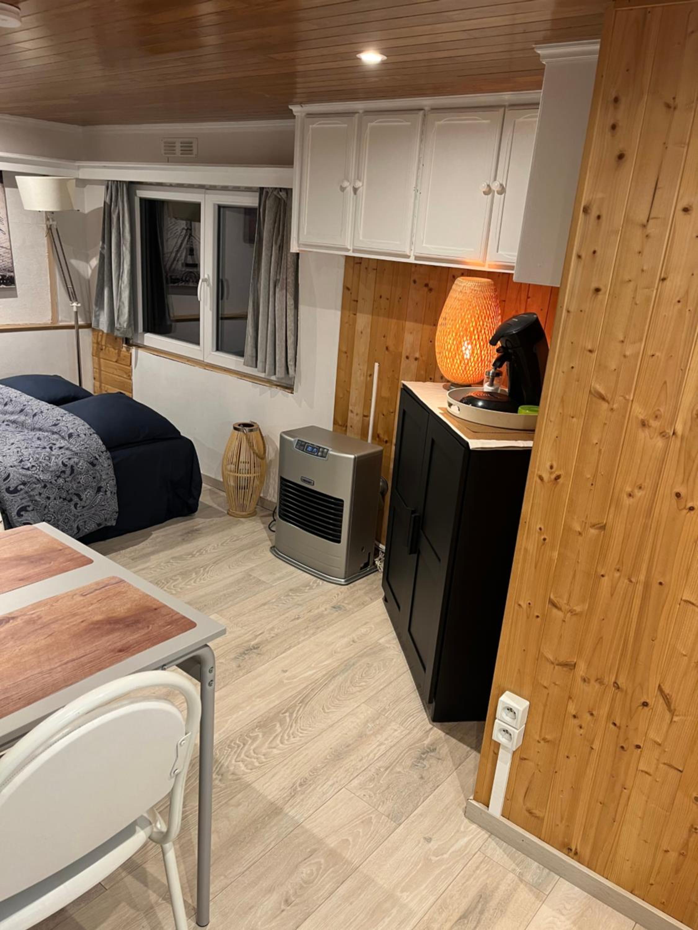 One-Bedroom House photo 3