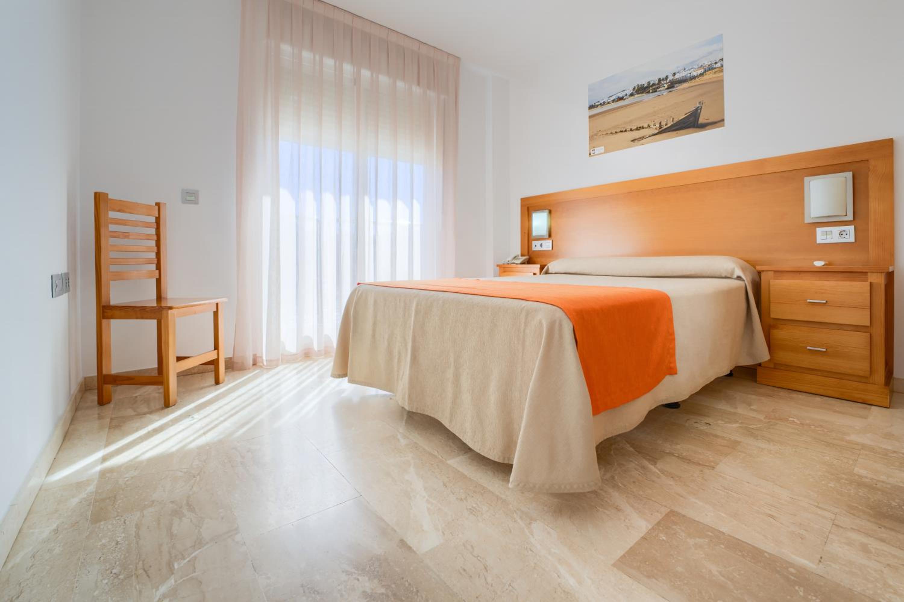 Apartamento con vista a la piscina