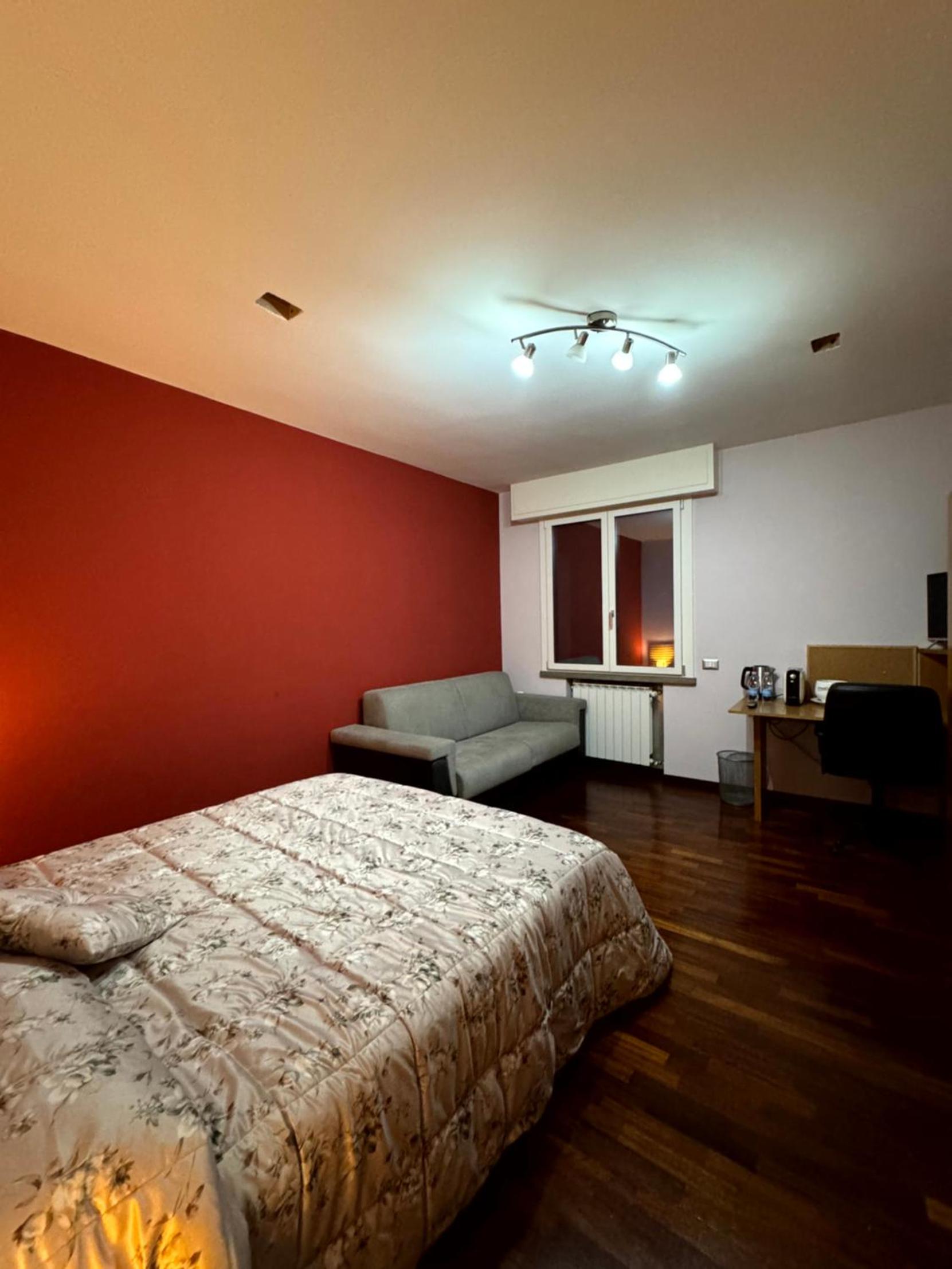 Large Double Room