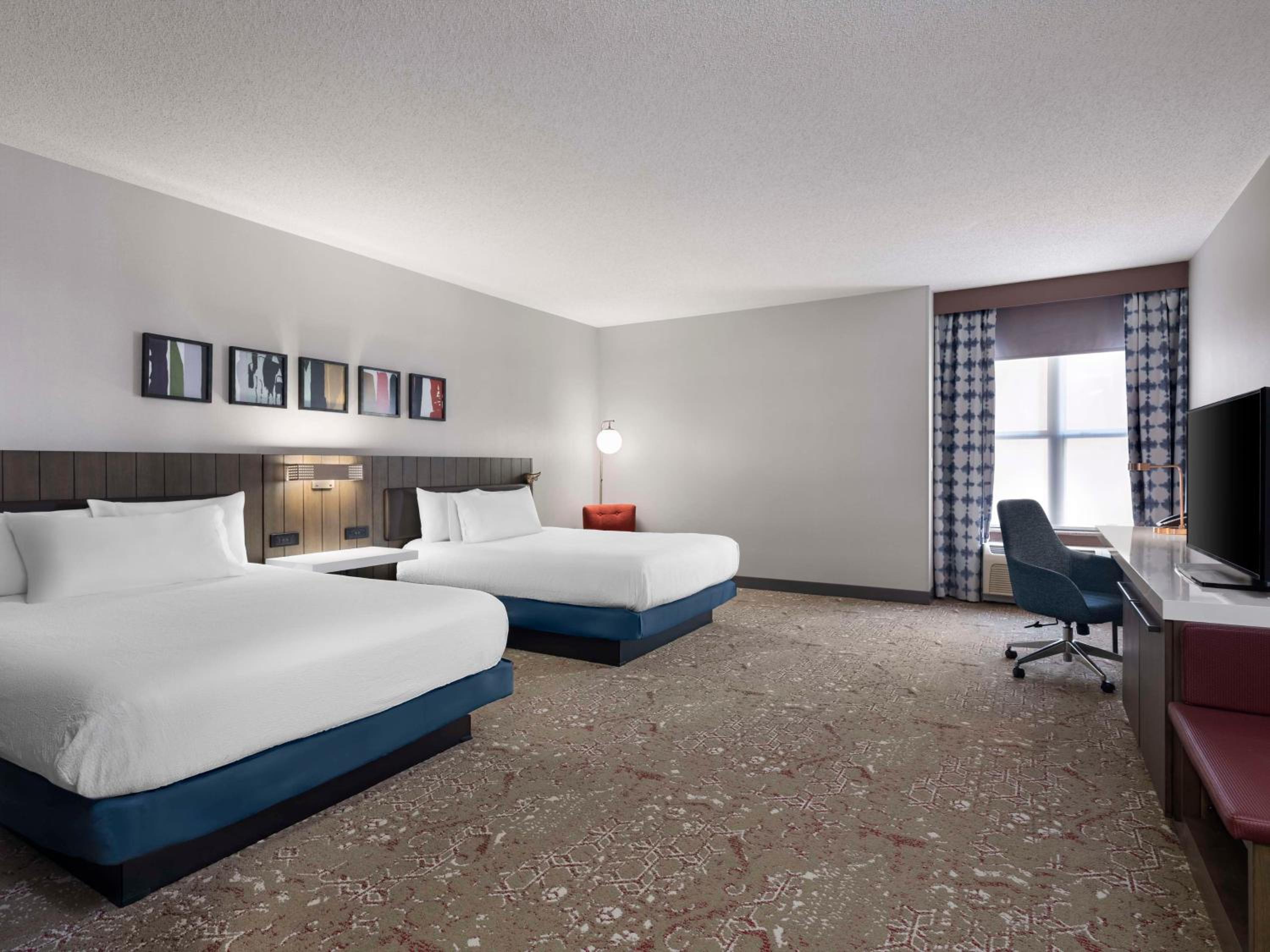 Queen Room with Two Queen Beds - Mobility and Hearing Access - Photo 2