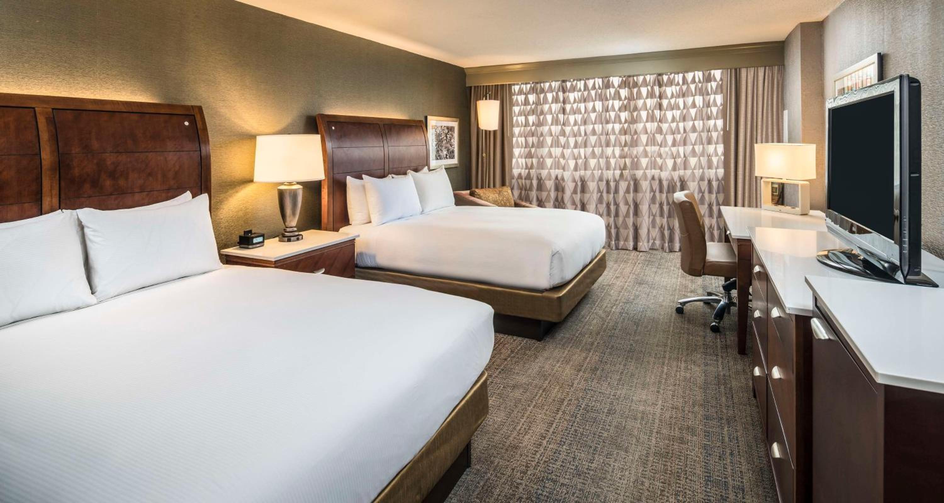 Queen Room with Two Queen Beds and City View - Photo 2