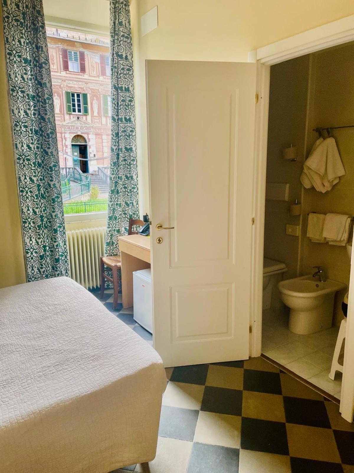 Monaco Room photo 3