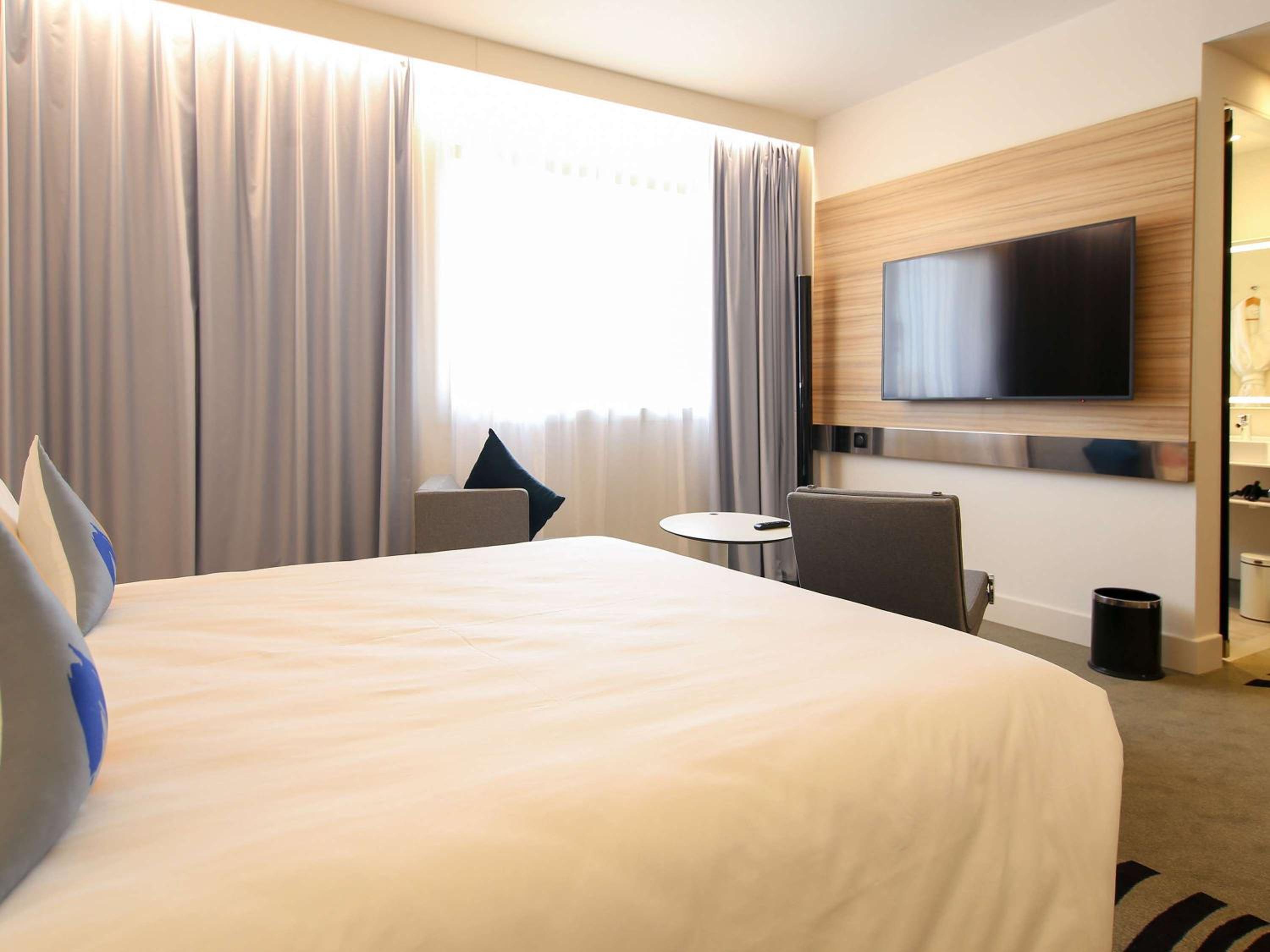 Executive King Room - Photo 6