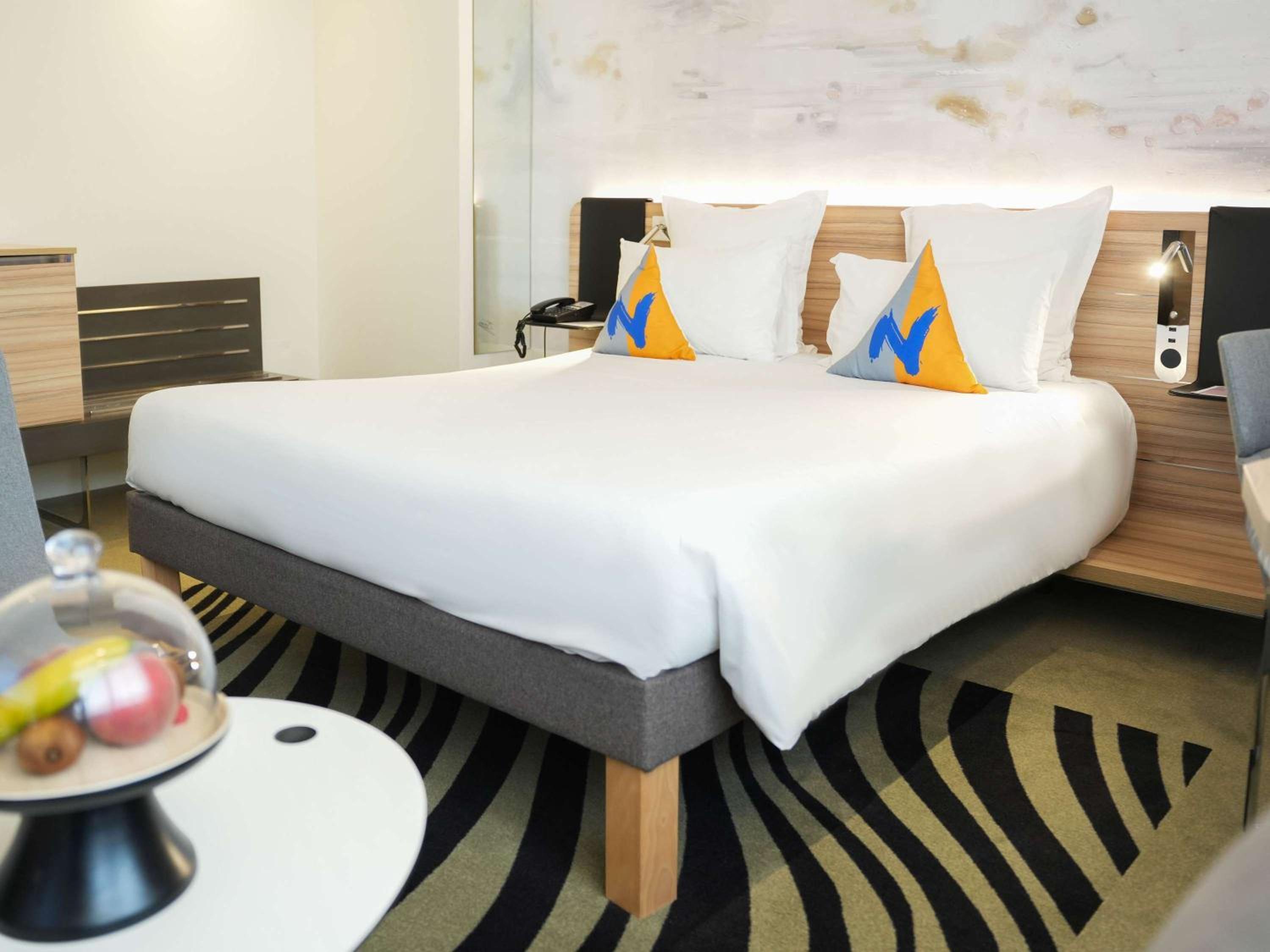 Executive King Room - Photo 7