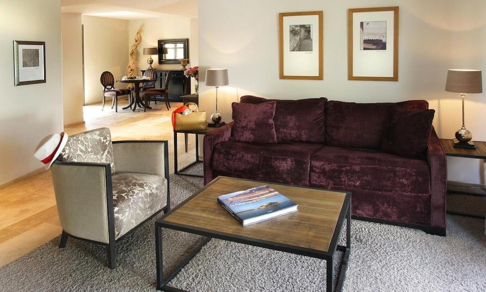 Two-Bedroom Apartment photo 2