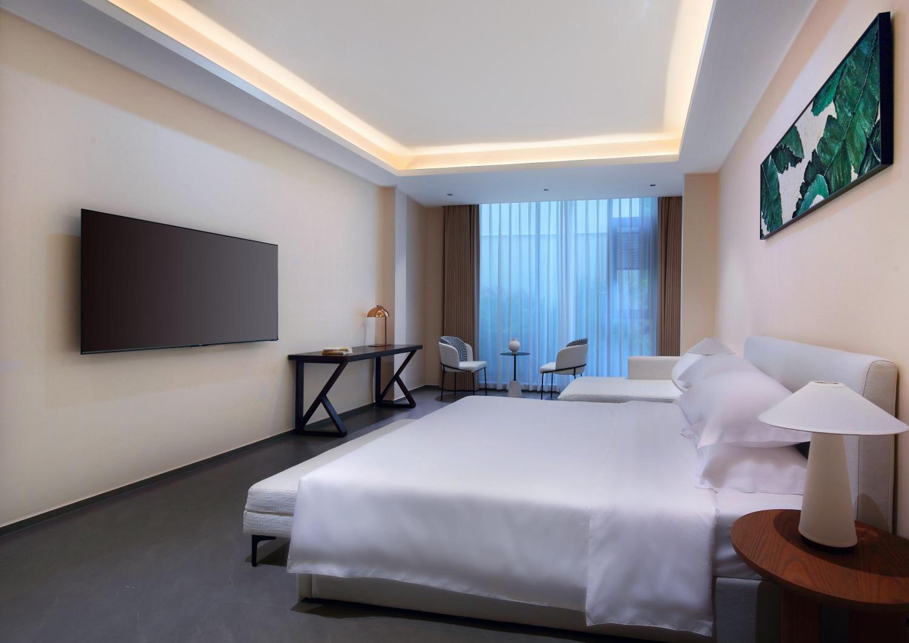 Queen Room photo 1