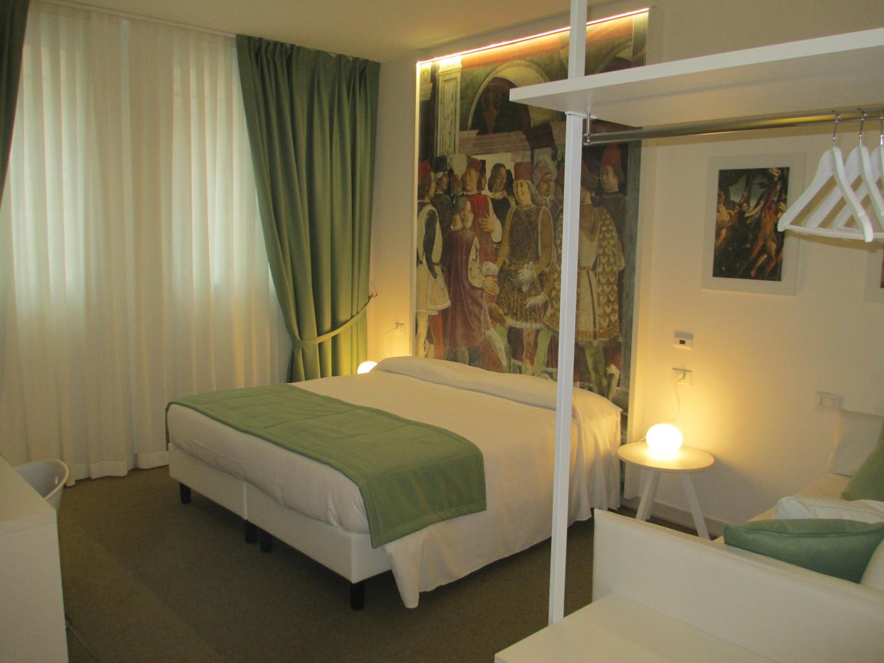 Triple Room - Photo 2