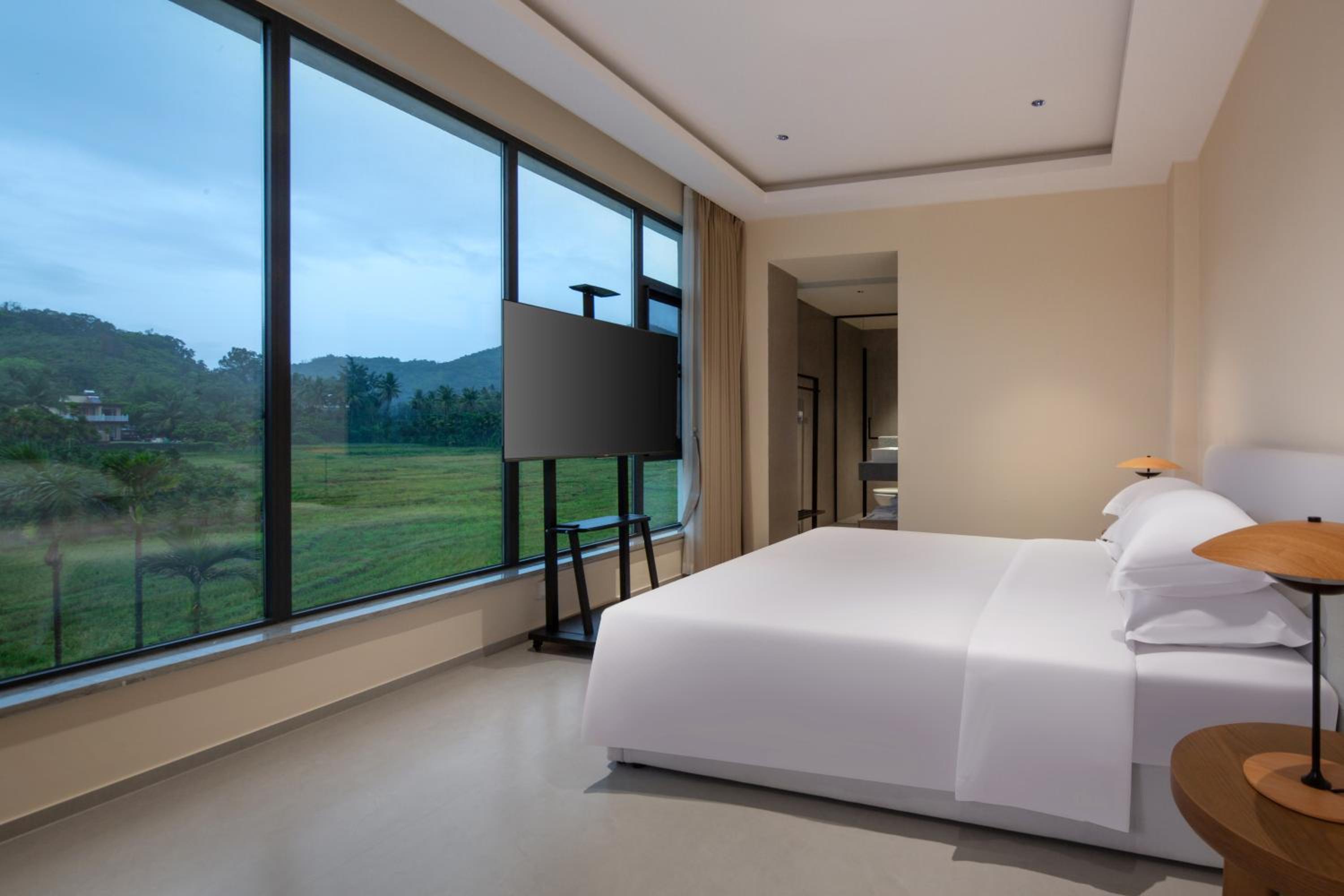 Double Room with Pool View photo 1