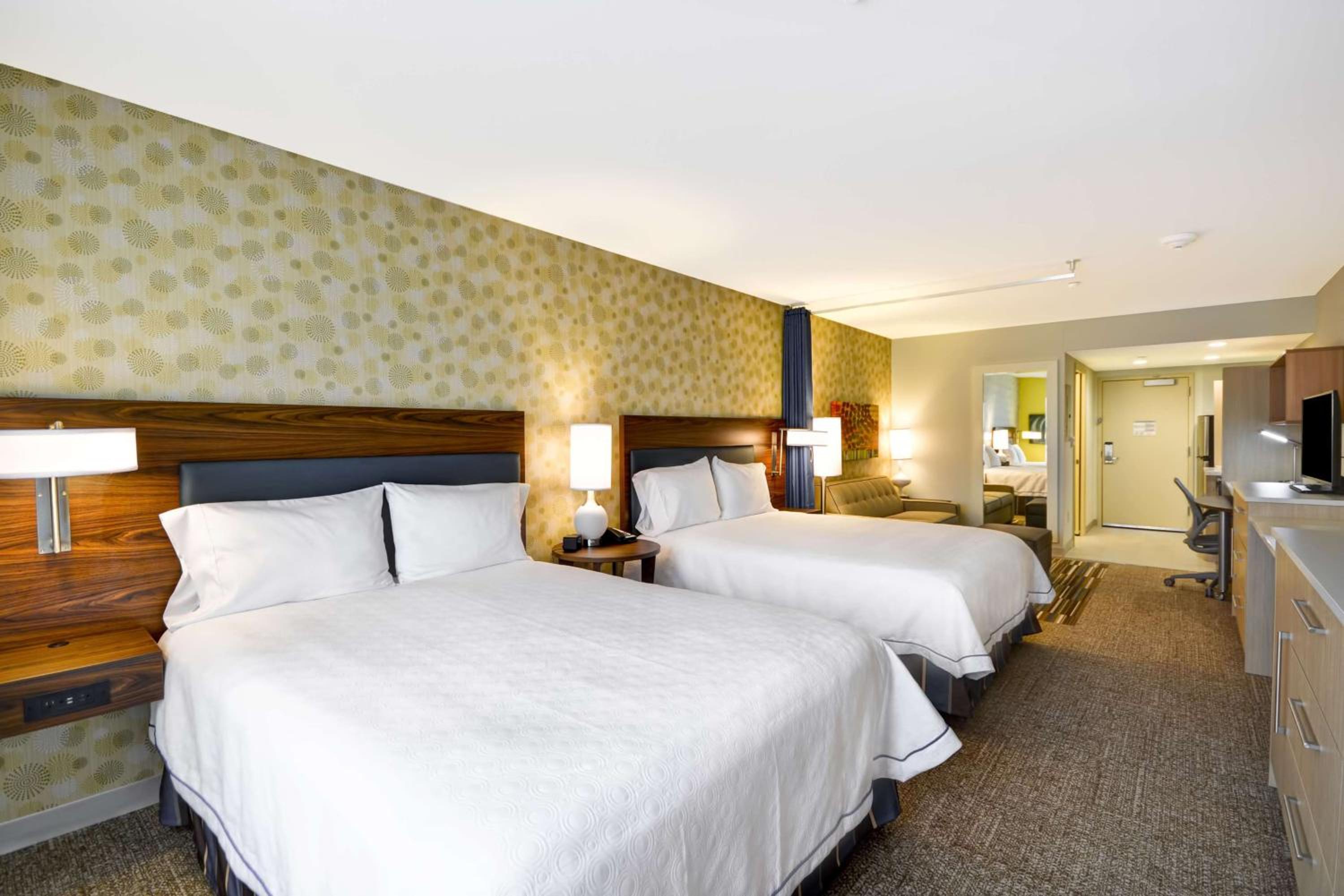 Studio Suite with Two Queen Beds - Hearing Access/Non-Smoking photo 1