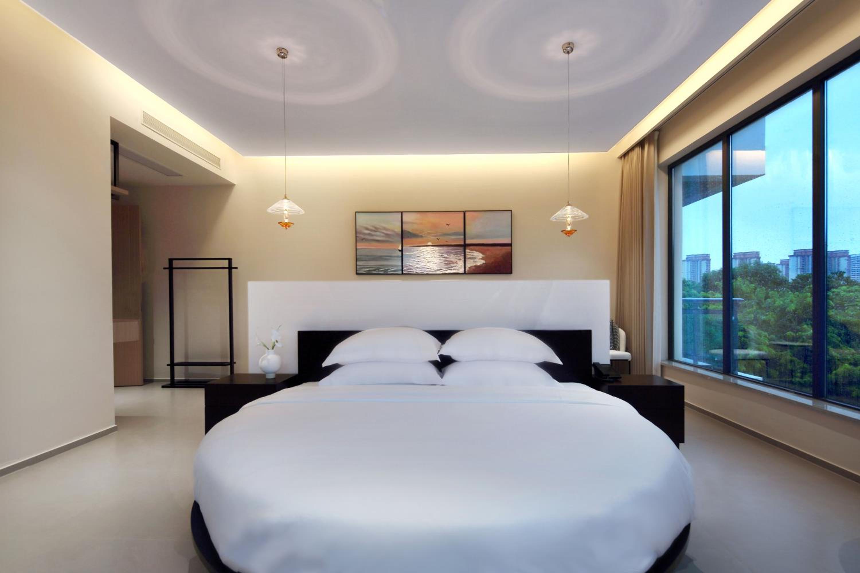 Deluxe Double Room with Bath photo 2