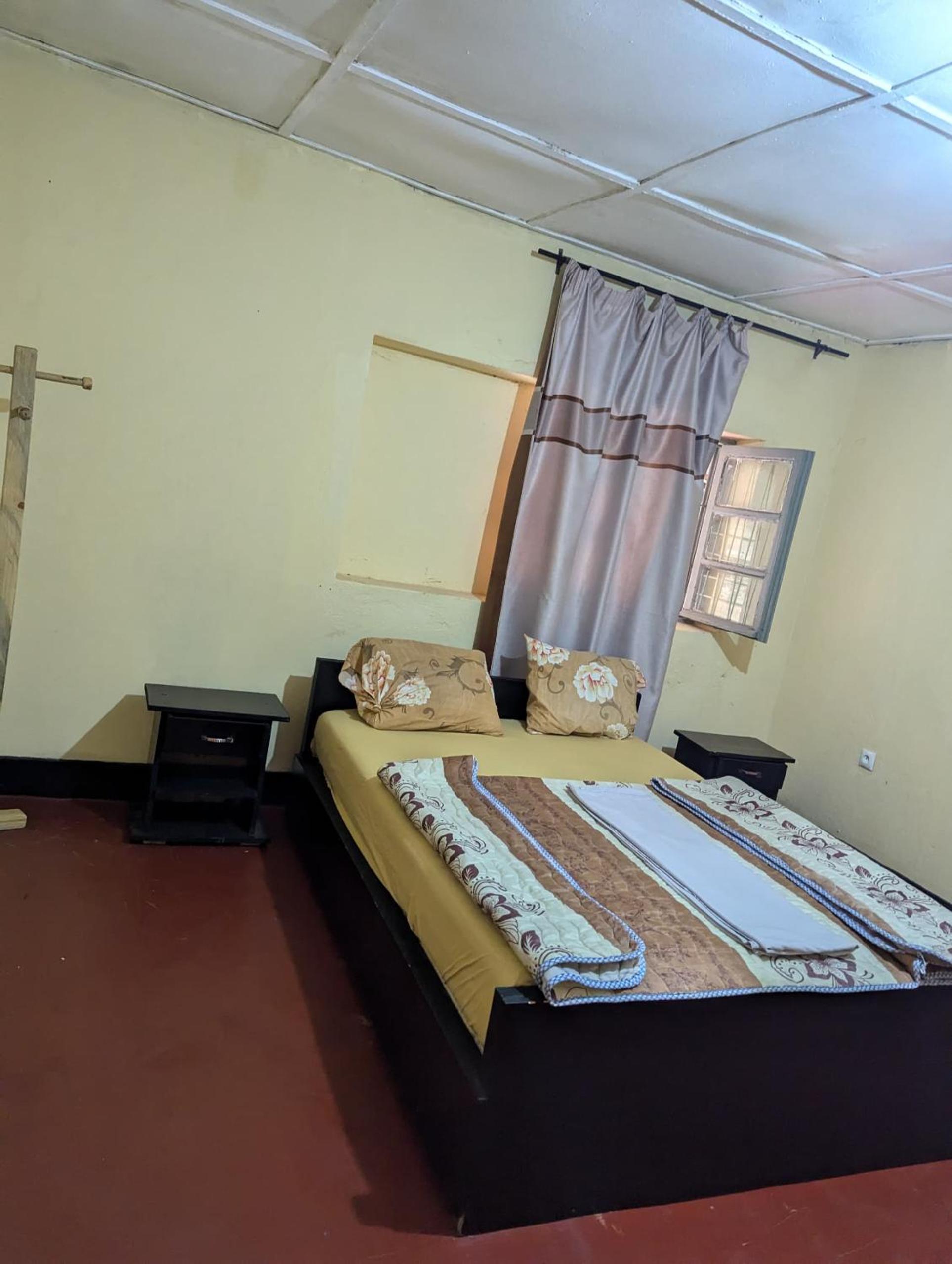 Single Room photo 3