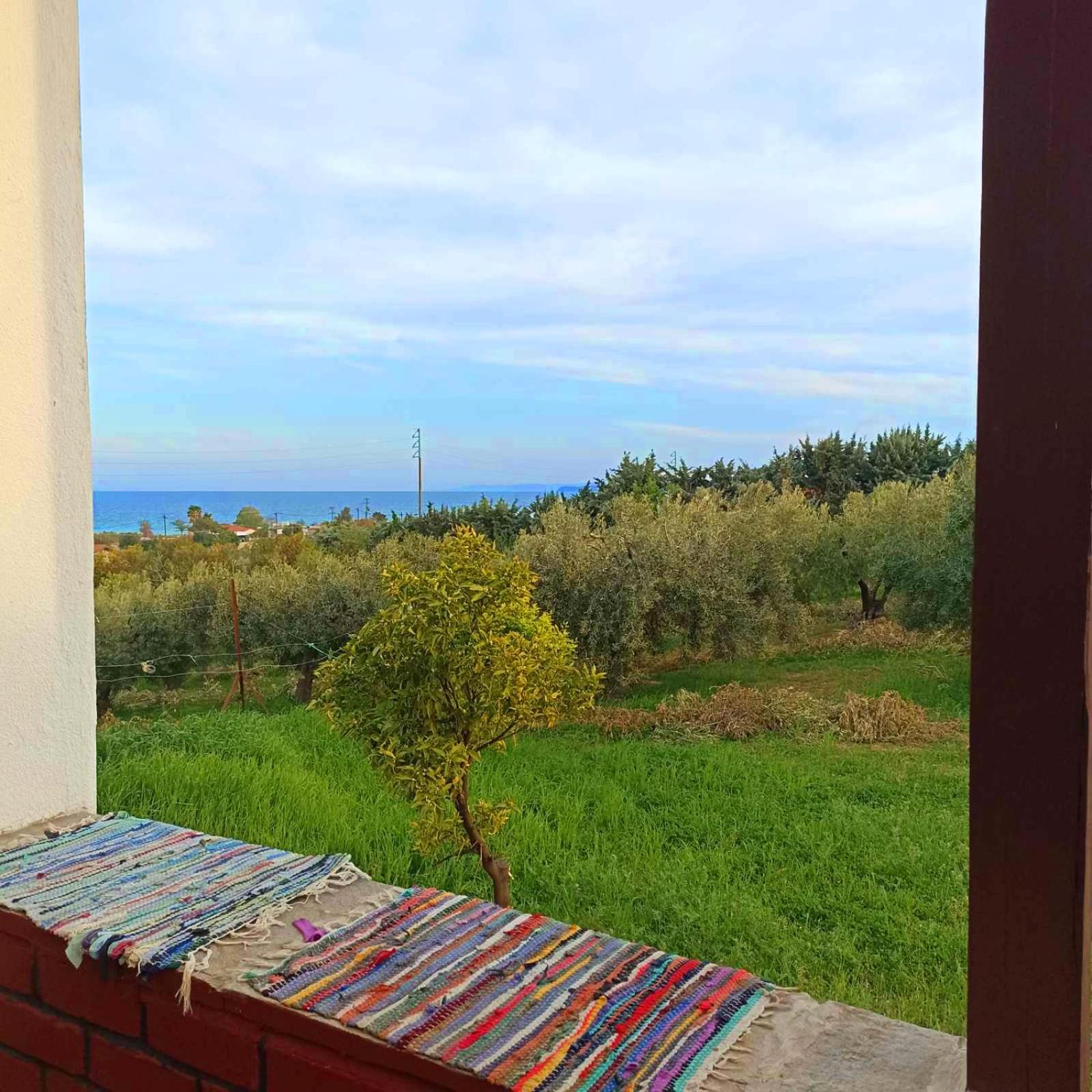 Two-Bedroom Apartment with Balcony and Sea View photo 3