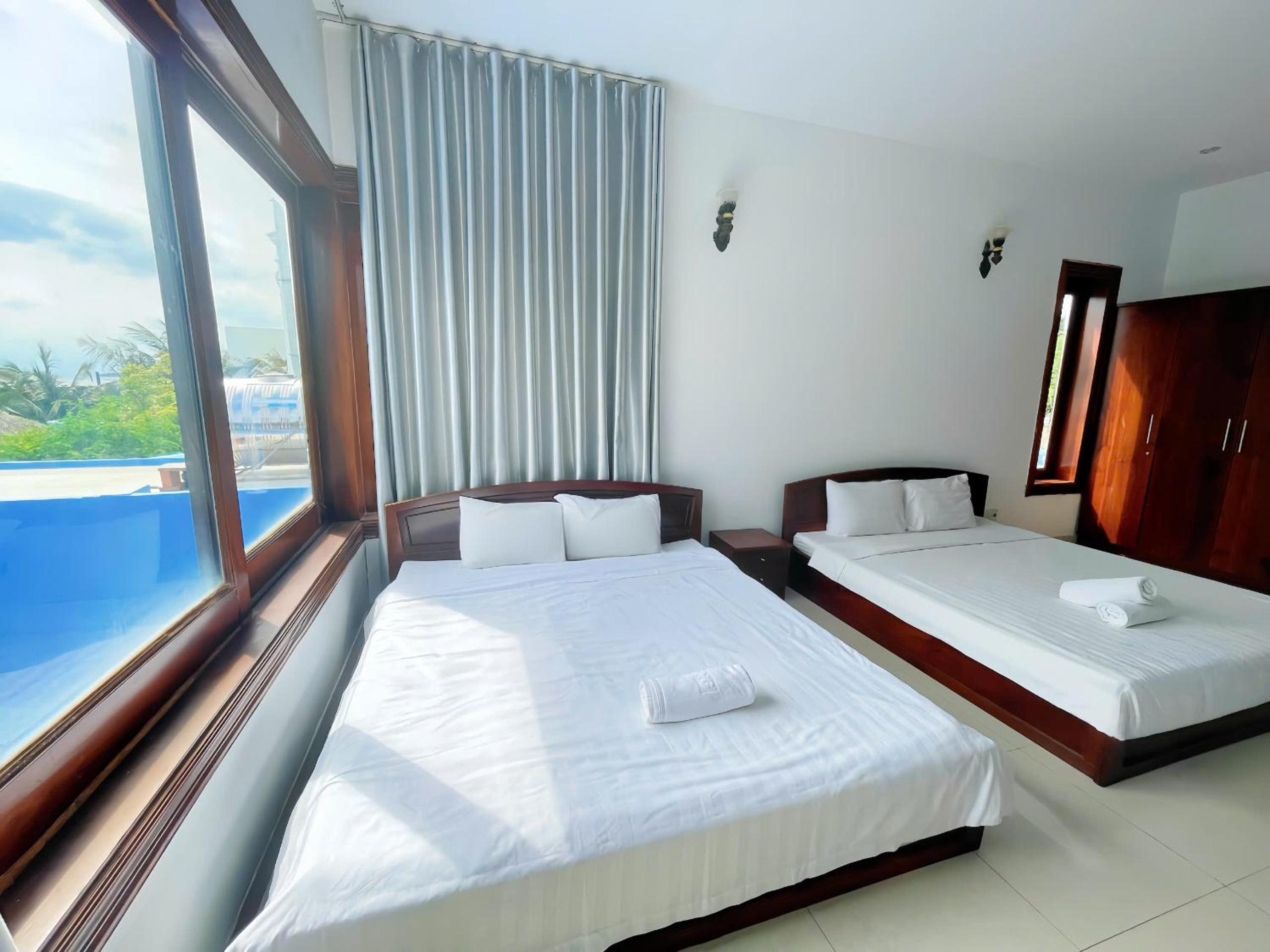 Double Room With Balcony And Sea View