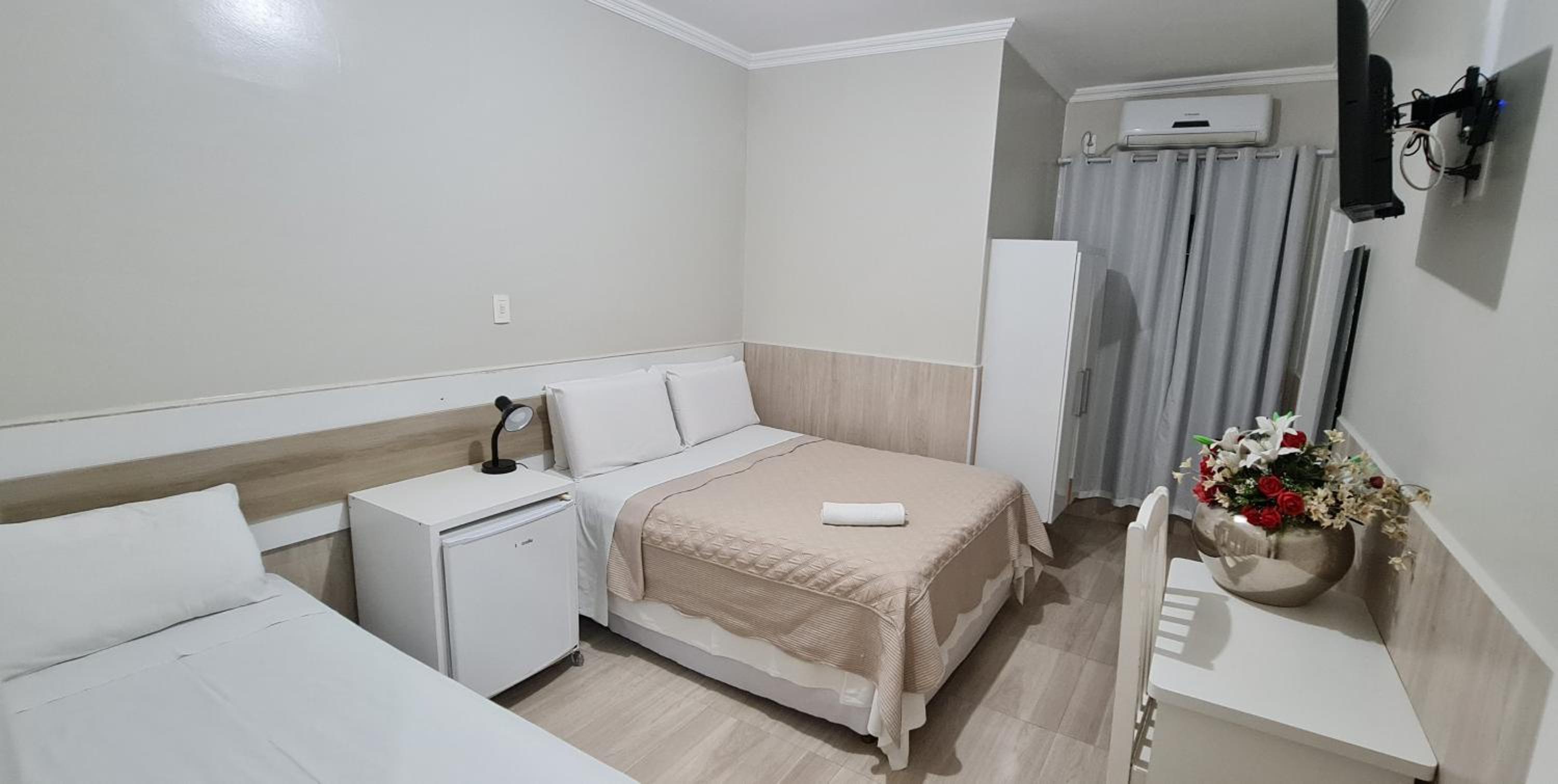 Deluxe Double Room - Photo 7