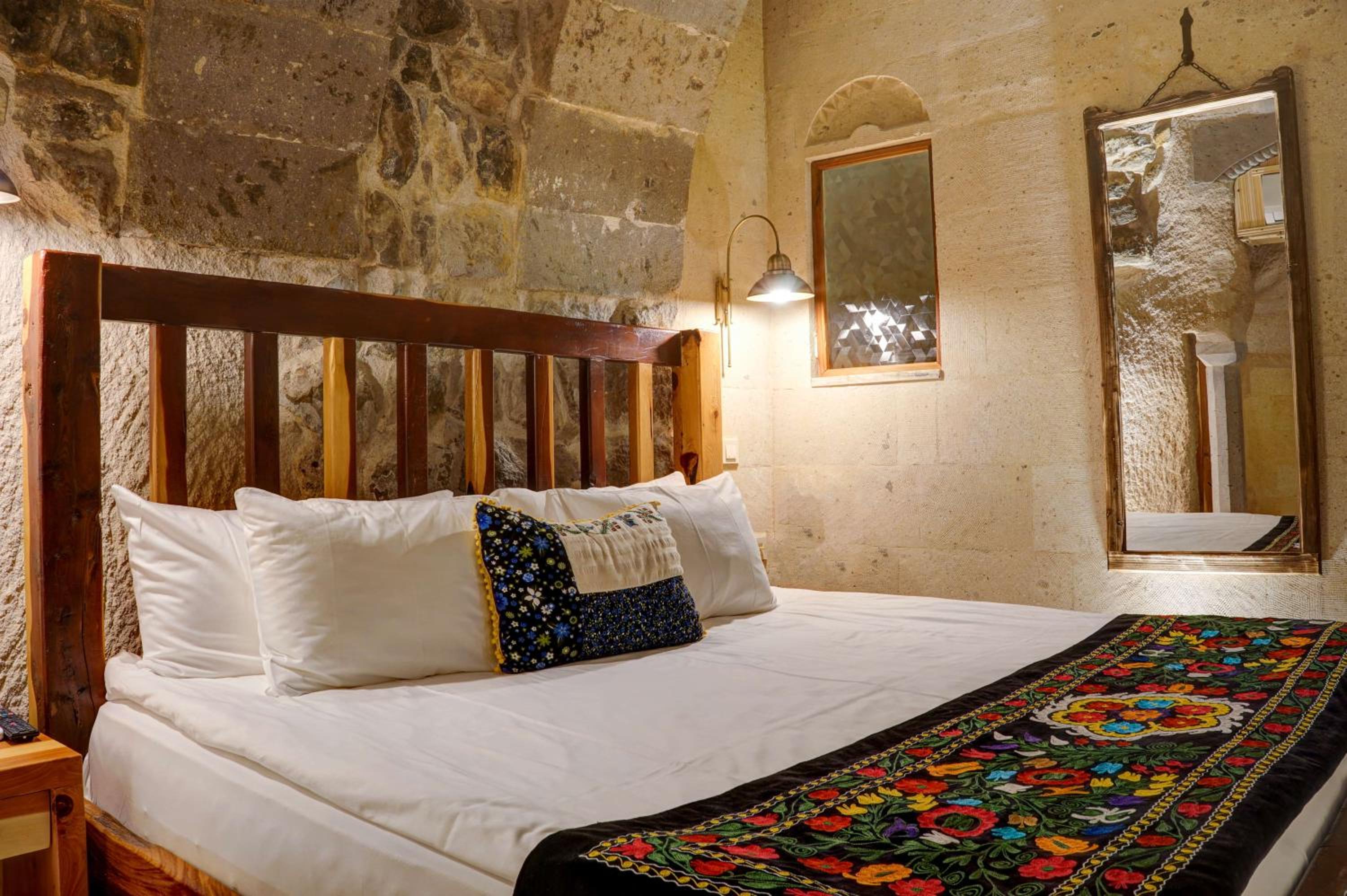 Superior Cave Suite  - Photo 11