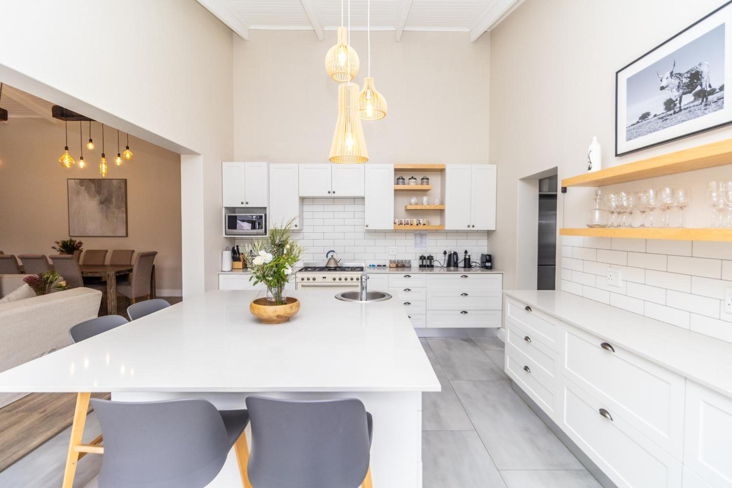 Three-Bedroom House - Photo 14