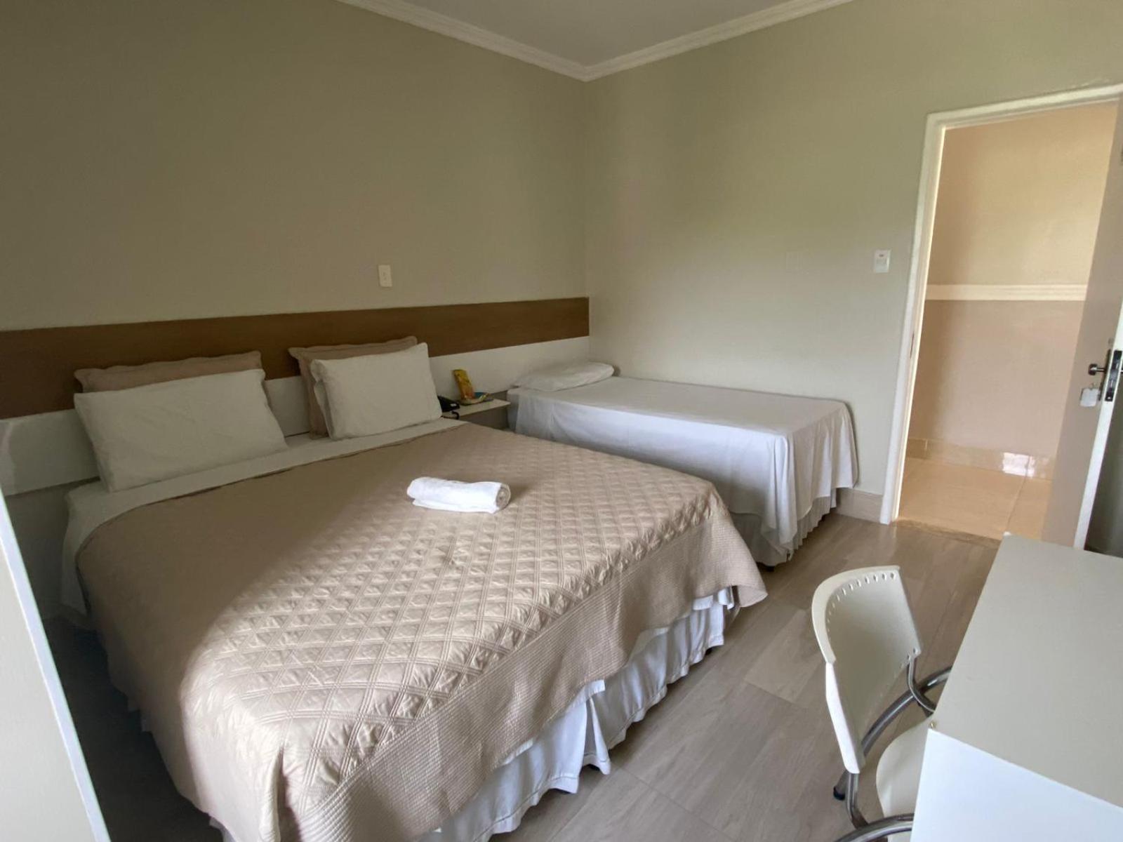 Deluxe Triple Room - Photo 8