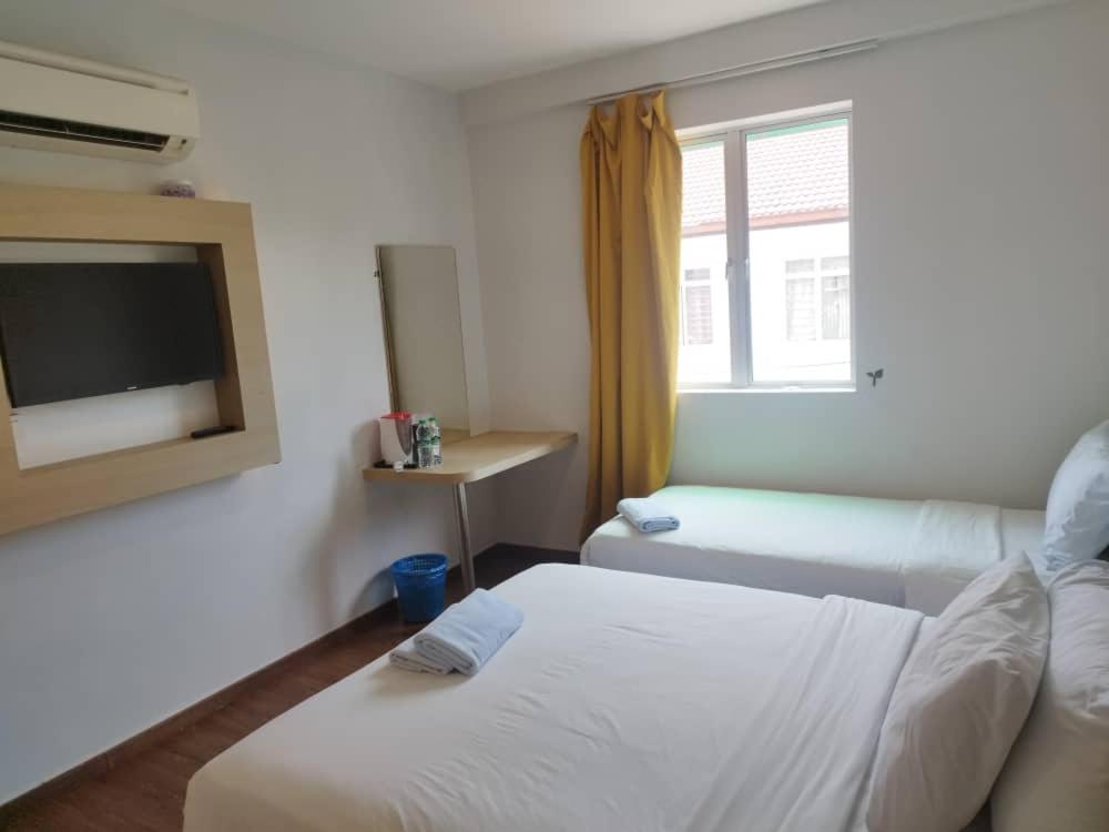 Deluxe Triple Room
