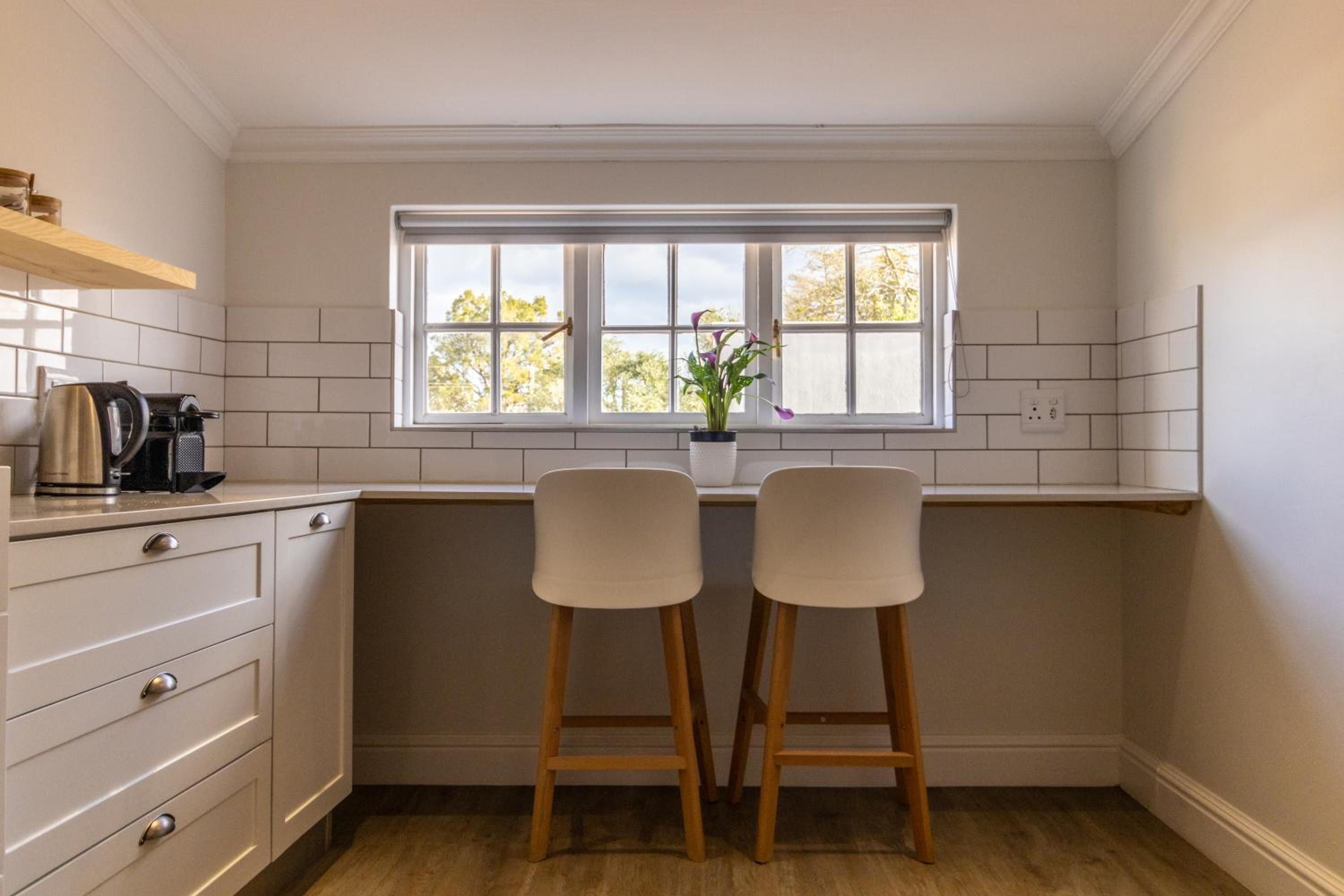 One-Bedroom House - Photo 4