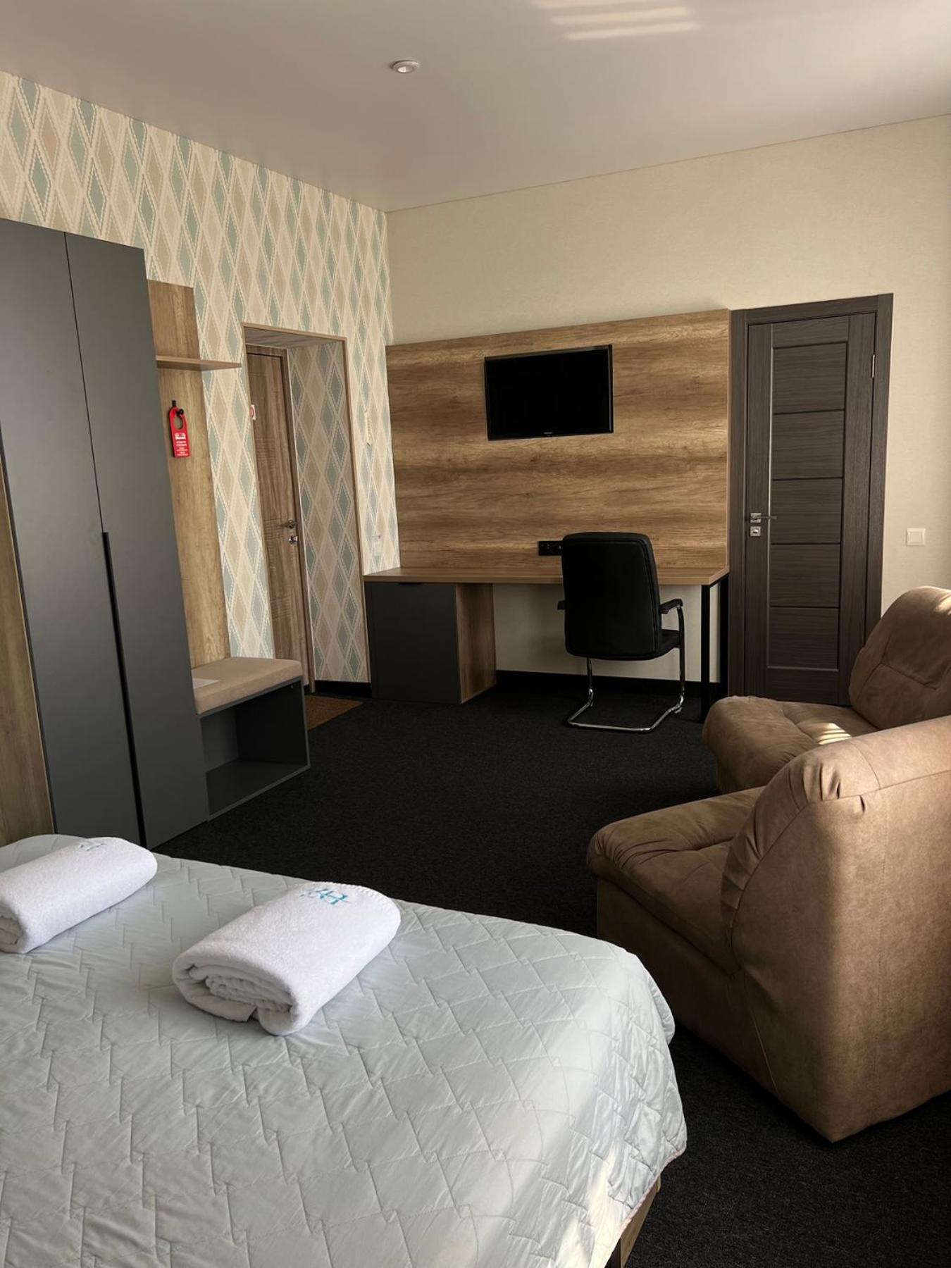One-Bedroom Suite photo 2