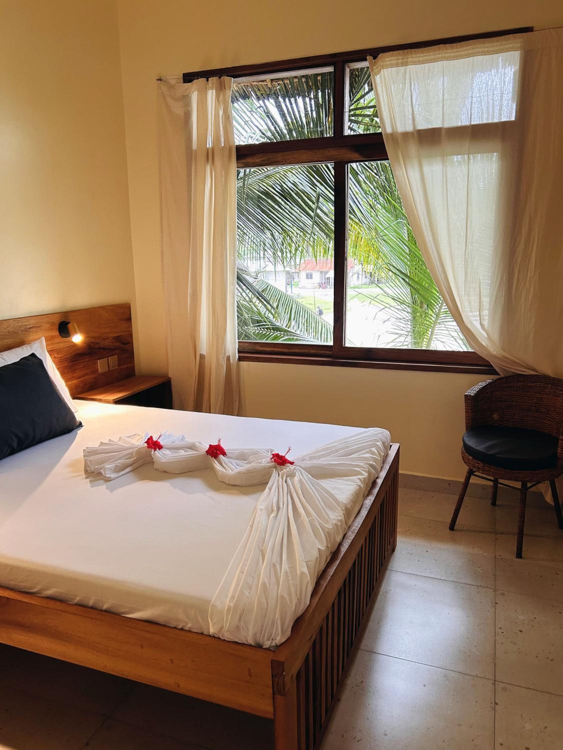 Deluxe One-Bedroom Apartment with Garden View