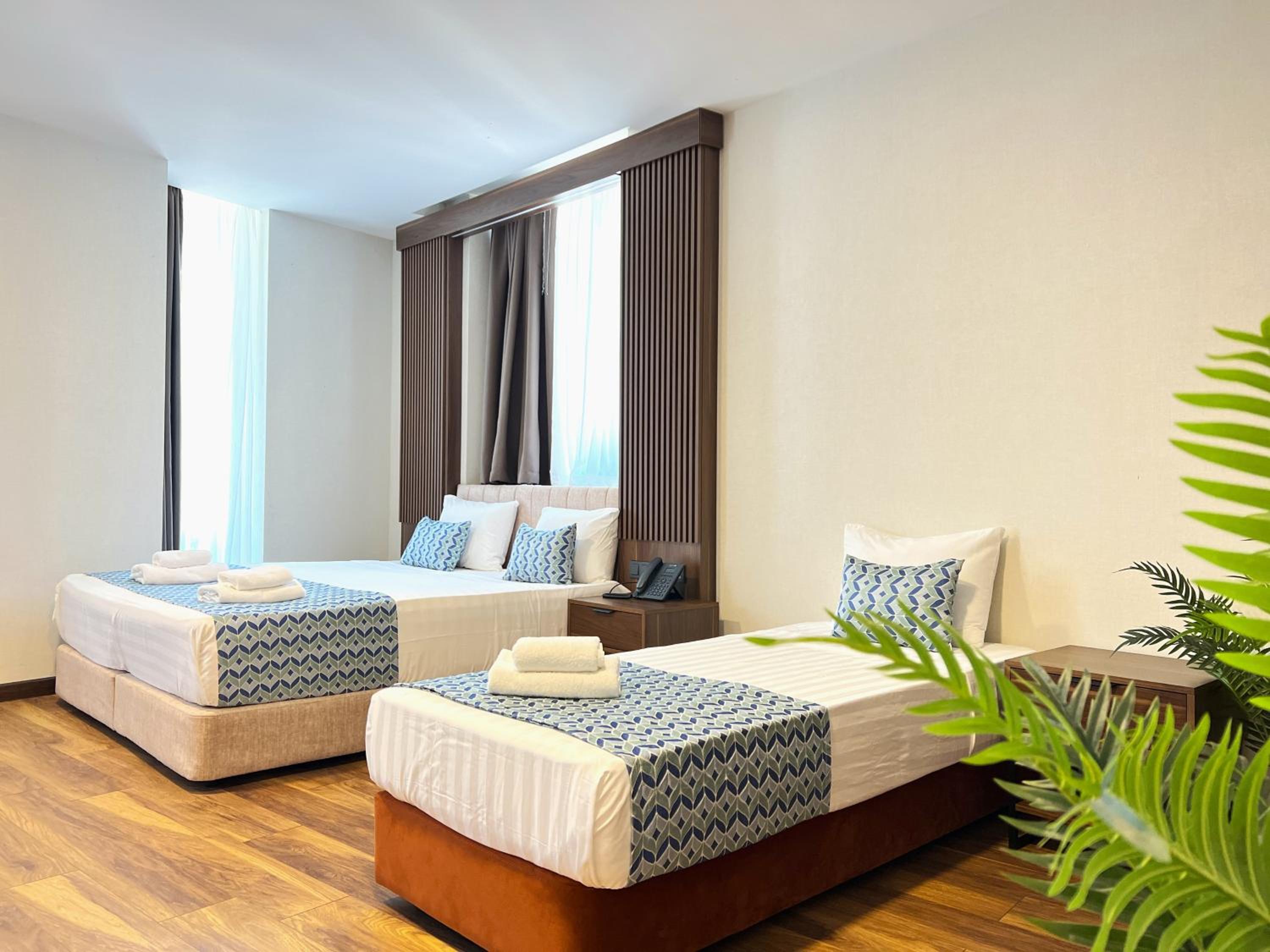 Family Room with Sea View photo 1