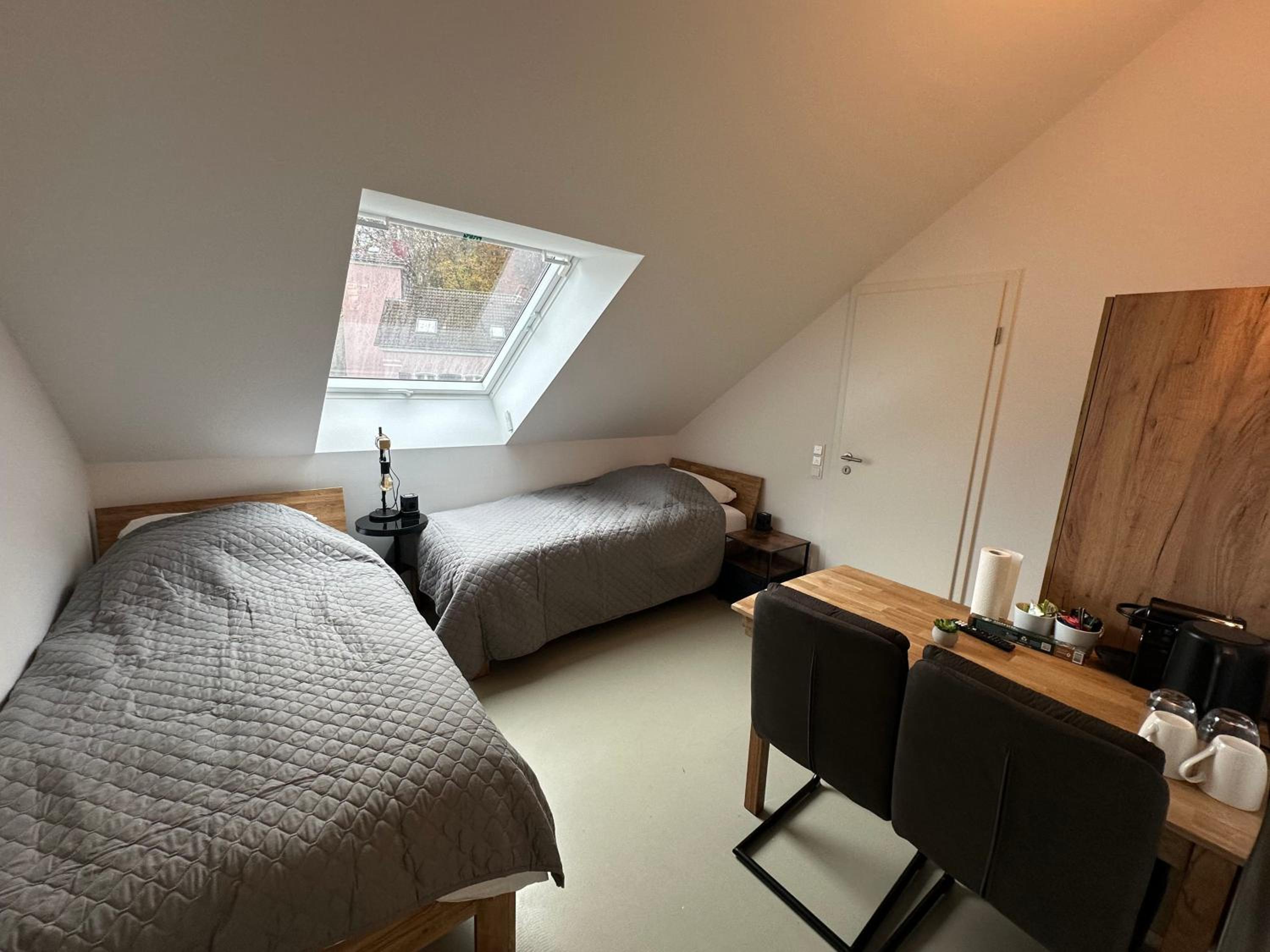 Double or Twin Room with Private Bathroom photo 1
